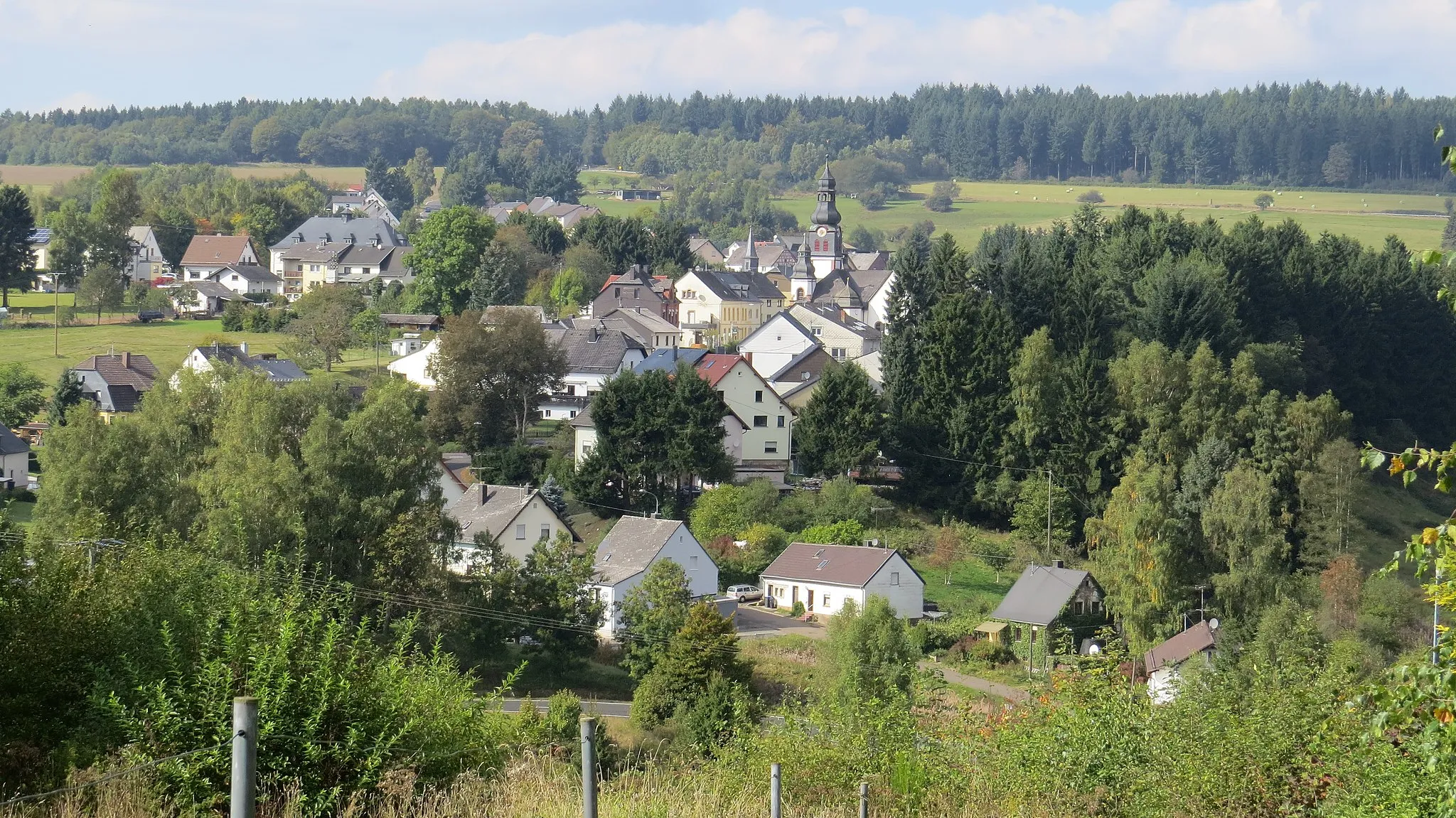 Photo showing: Züsch von Neuhütten aus