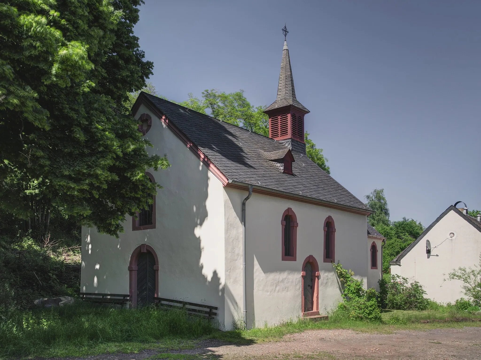Photo showing: Kapelle St. Jost, Trier, erbaut 1706. Gelegen an der Biewerer Straße, südwestlich außerhalb des Trierer Ortsteils Biewer.