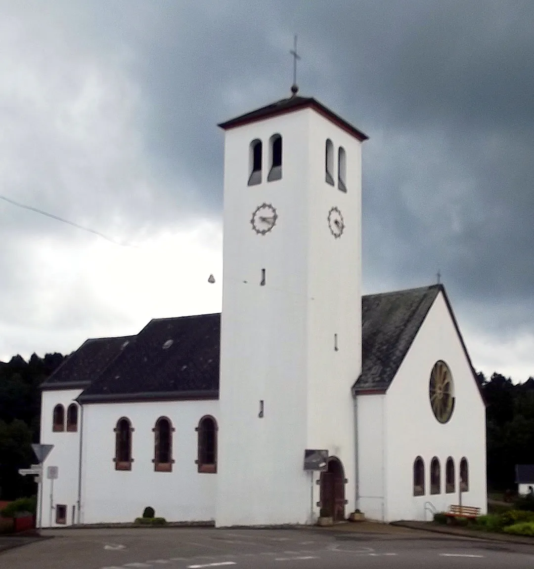Photo showing: Exterior of the roman catholic church in Hausbach, Saarland, Germany