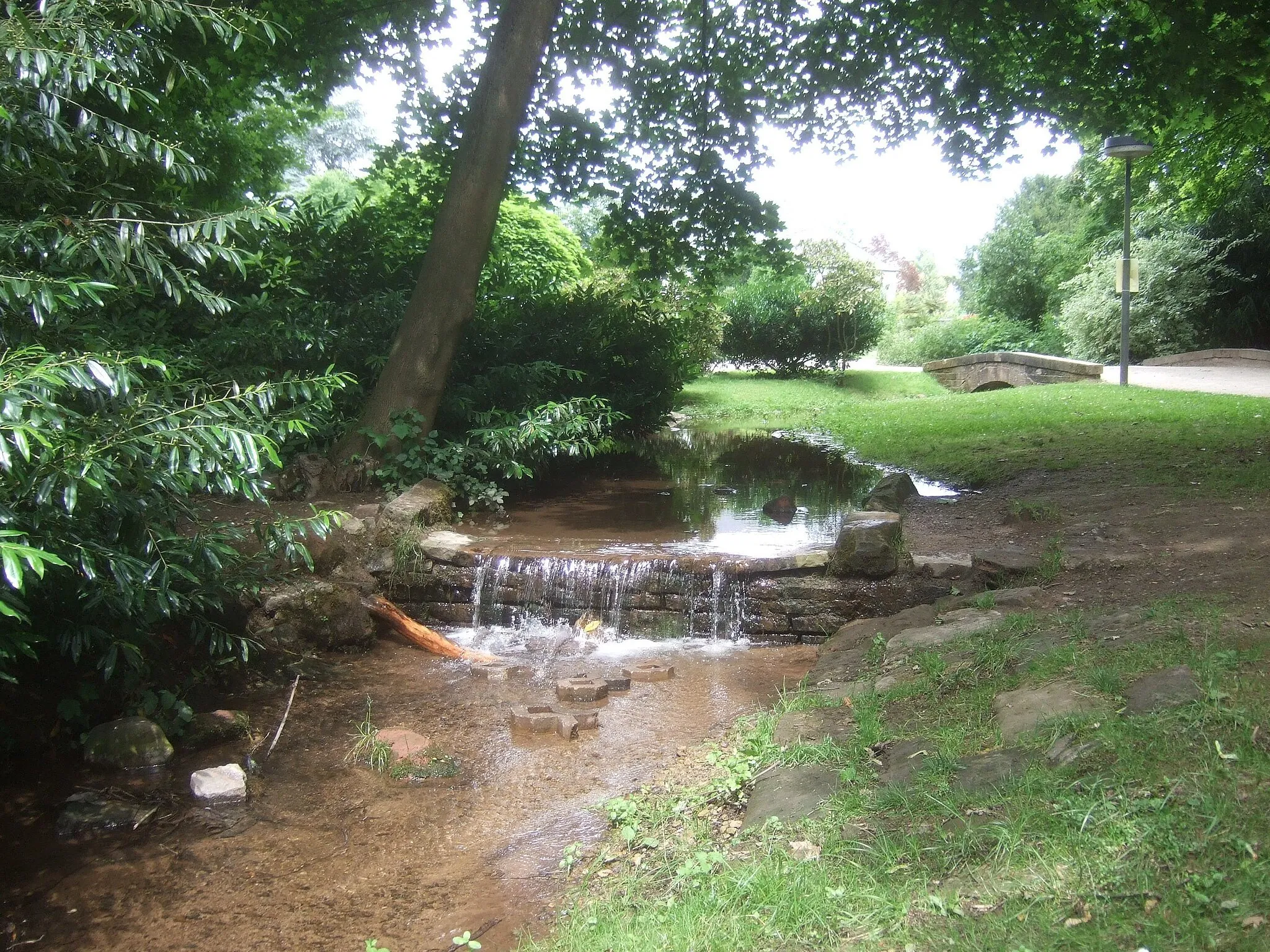 Photo showing: Avelsbach im Nells Park in Trier