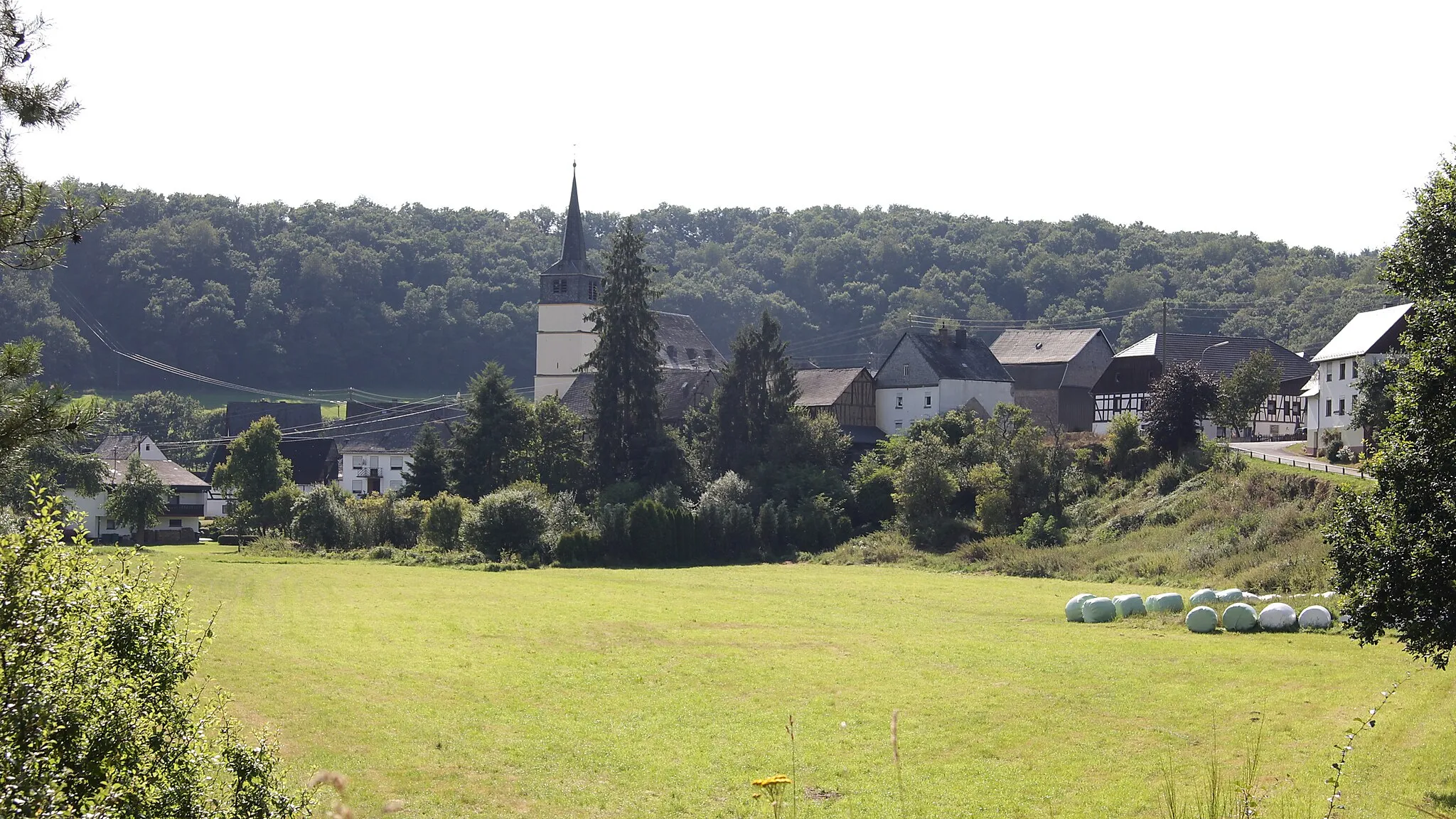 Photo showing: Hausen (Hunsrück) Ansicht von Nordost