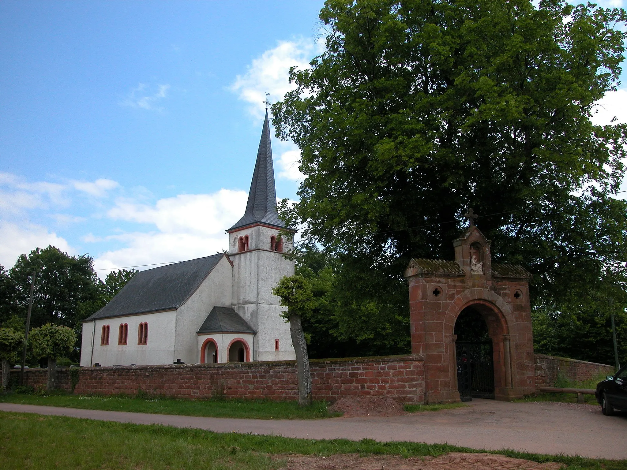 Photo showing: Alte Pfarrkirche St. Johannes der Täufer in Kastel-Staadt