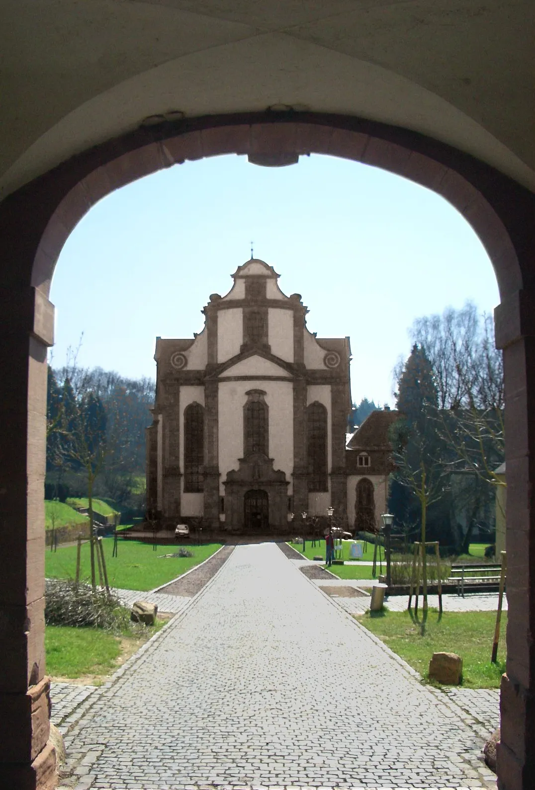 Photo showing: Entering Himmerod Abbey, Eifel, Germany