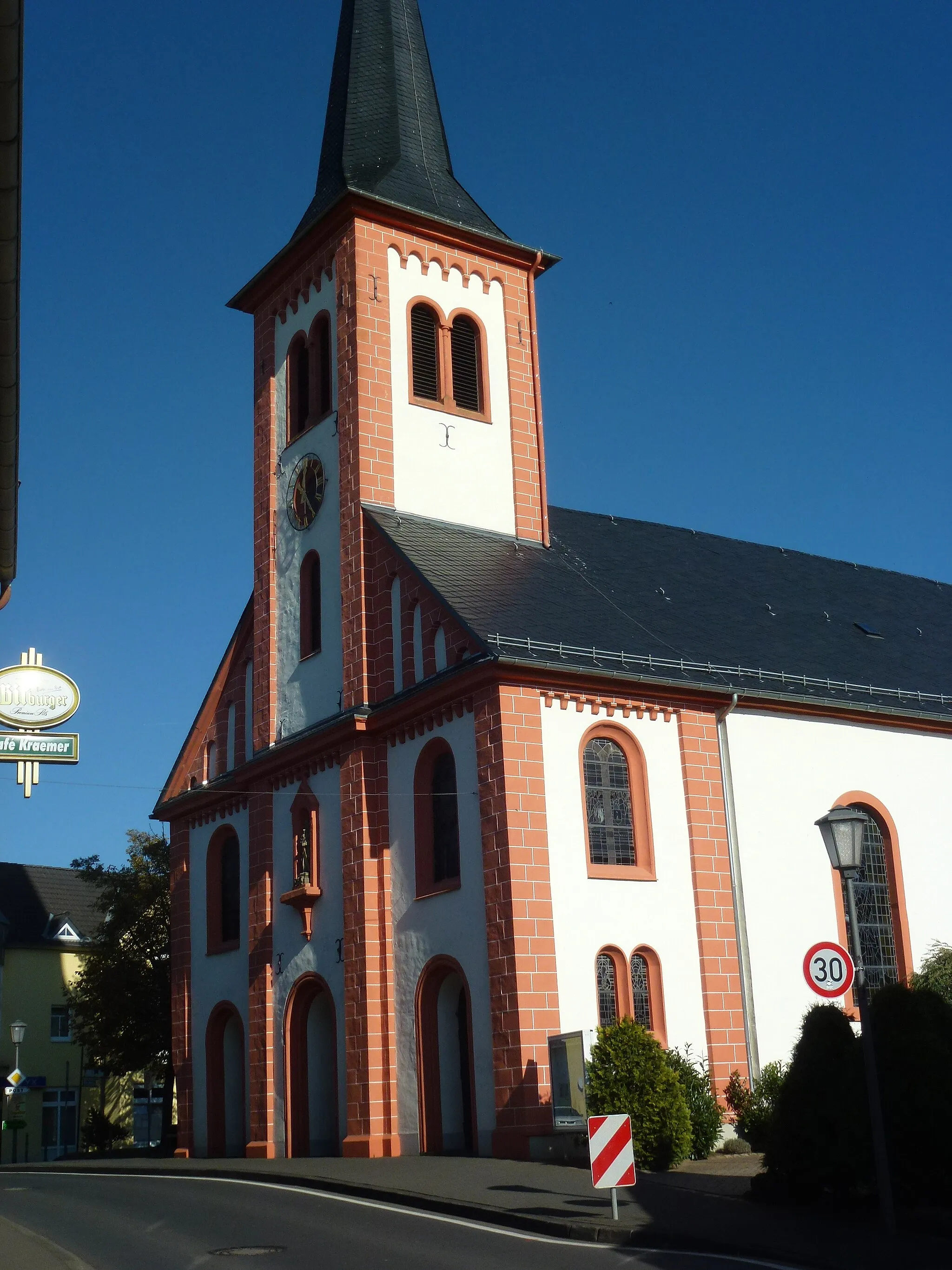 Photo showing: Katholische Pfarrkirche St Joseph Stadtkyll