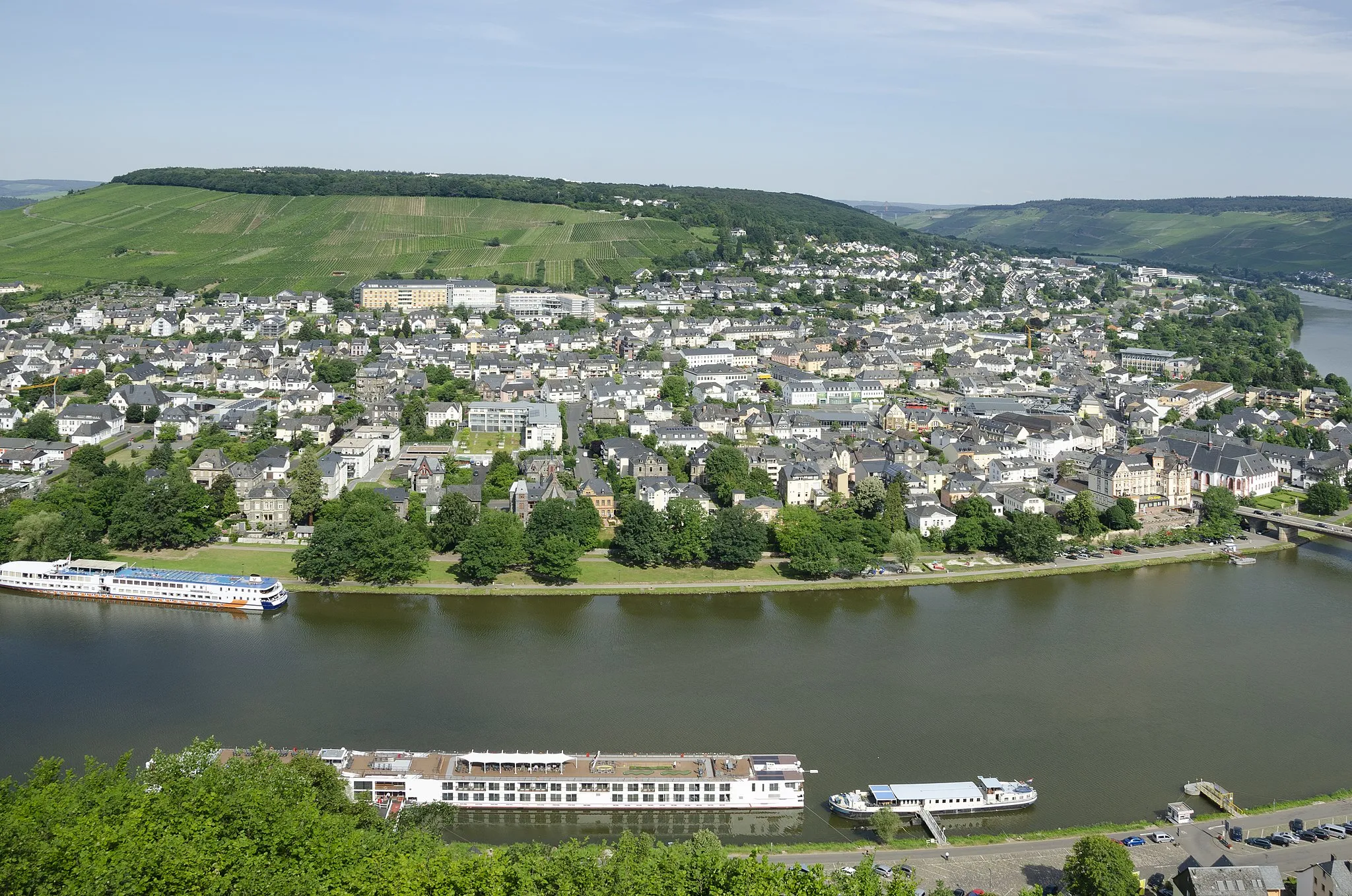 Photo showing: Kues, Germany, seen from the castle (Burg Landshut).