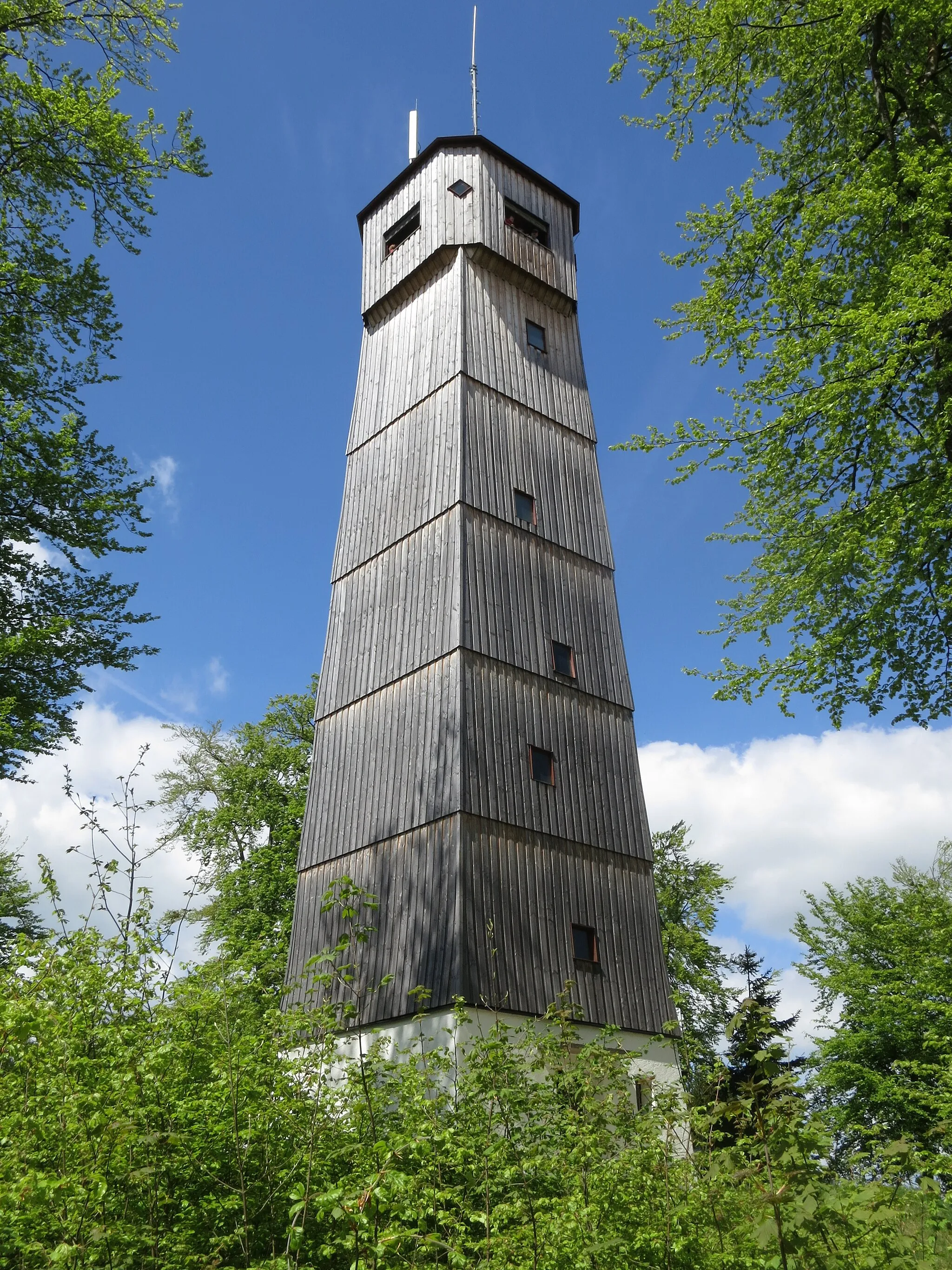 Photo showing: Sternbergturm bei Gomadingen auf der Schwäbischen Alb