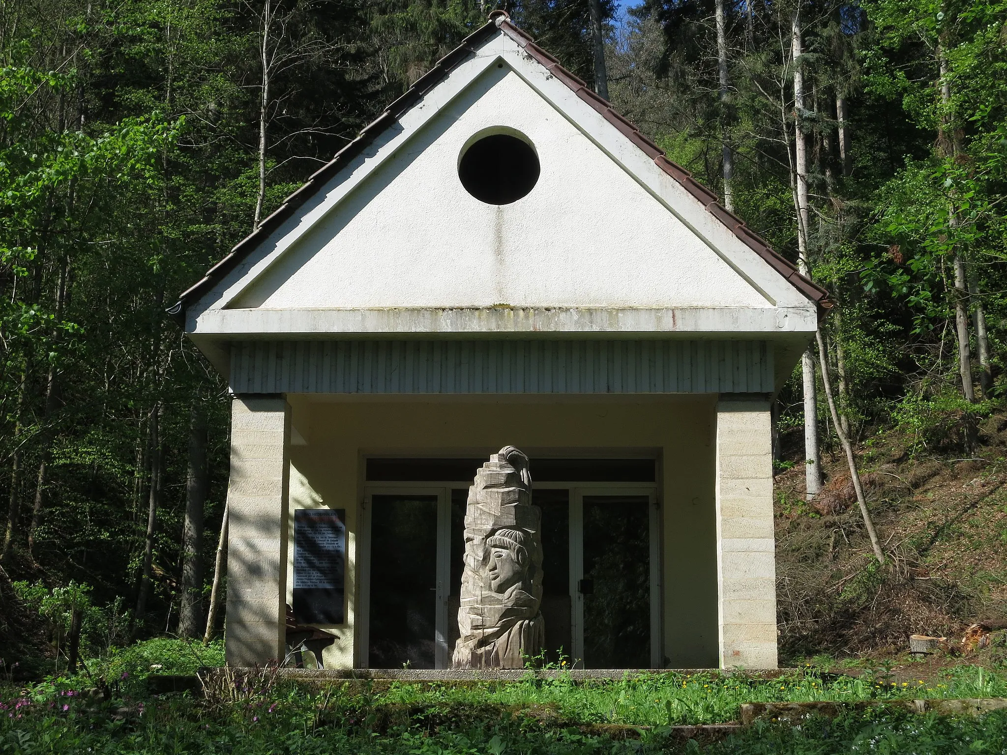 Photo showing: Quellhaus der Römerquelle in Bad Niedernau (Rottenburg am Neckar).