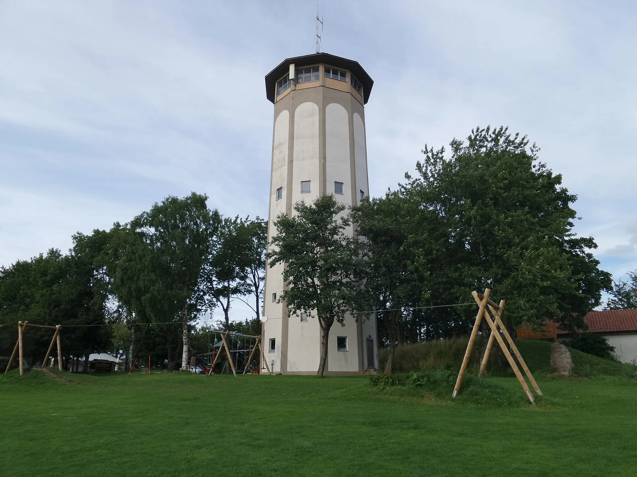 Photo showing: The water tower of Ennahofen