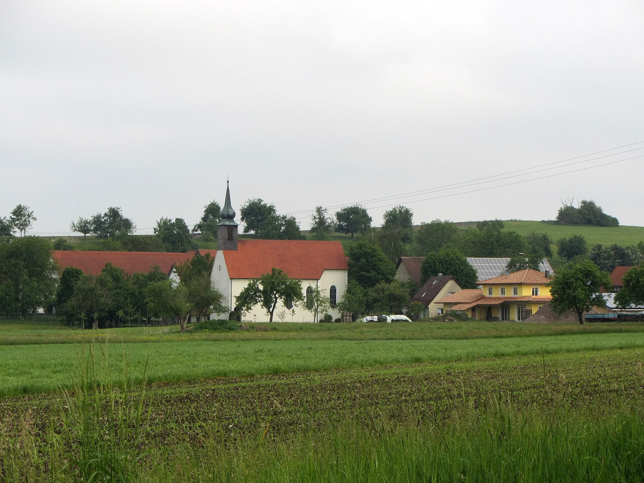 Photo showing: St. Georg zu Gwigg - Filialkirche der ehemaligen Reichabtei Rot an der Rot - Erbaut während der Regierungszeit von Abt Hermann Vogler