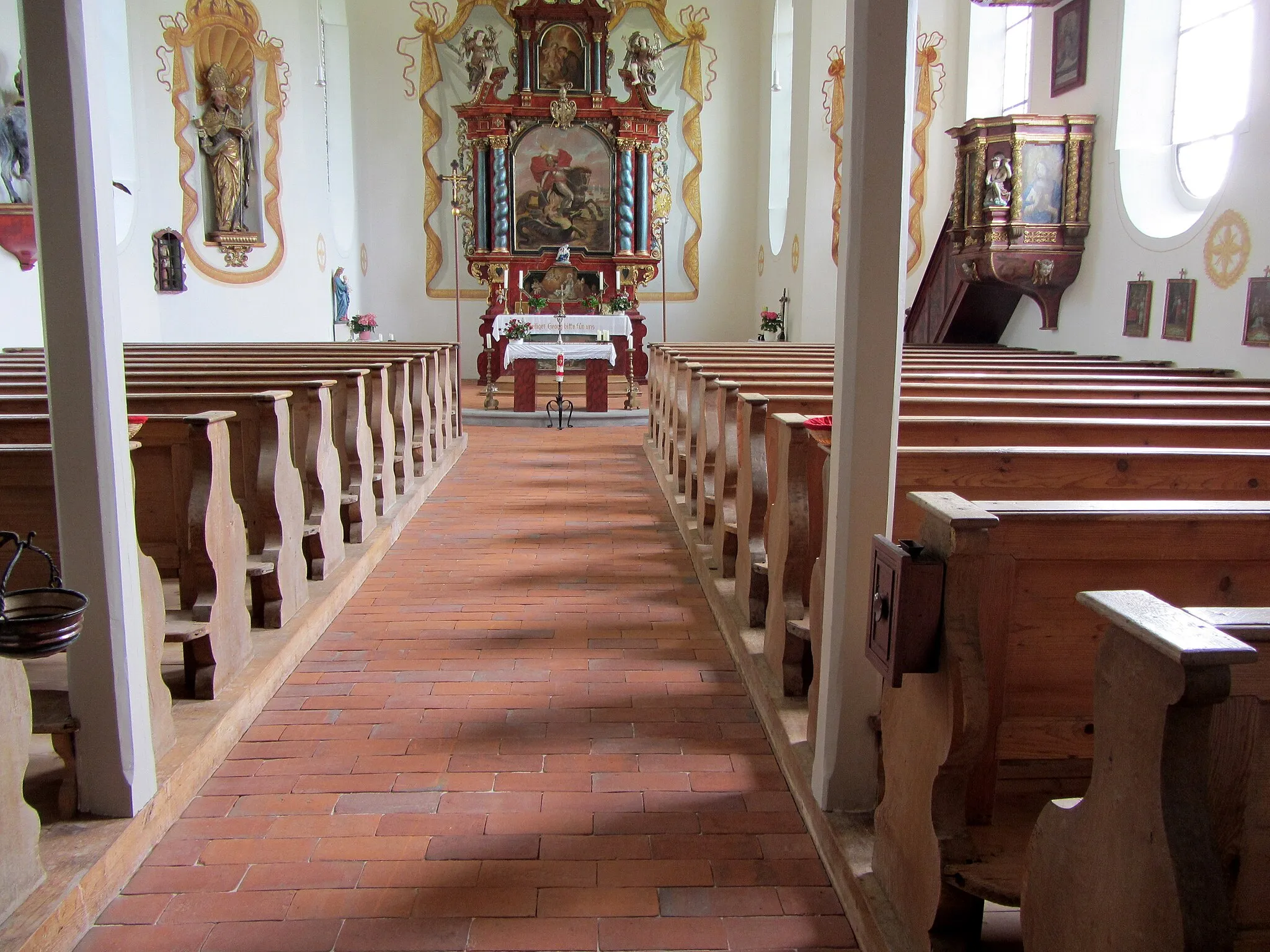 Photo showing: St. Georg zu Gwigg - Filialkirche der ehemaligen Reichabtei Rot an der Rot - Erbaut während der Regierungszeit von Abt Hermann Vogler