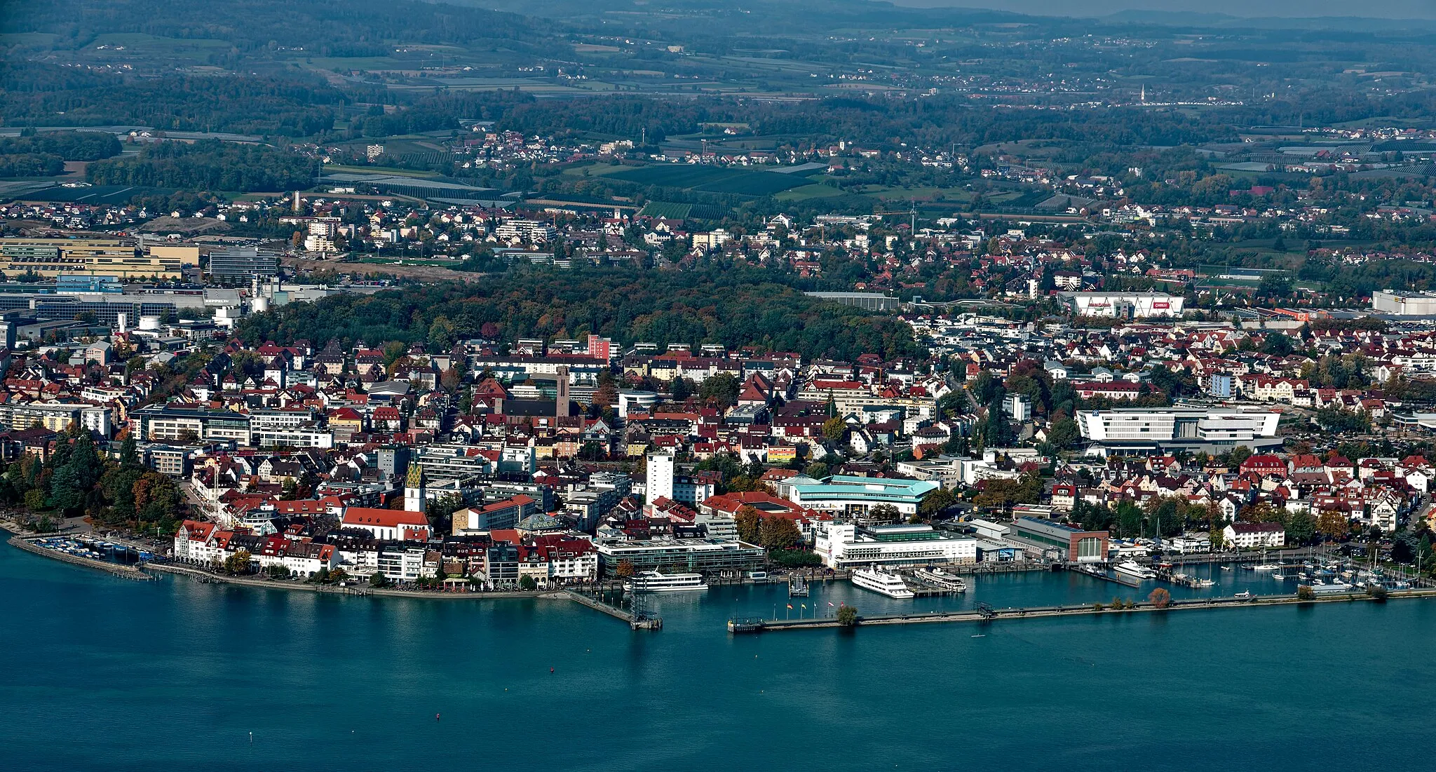 Photo showing: Friedrichshafen photographed from the Zeppelin.