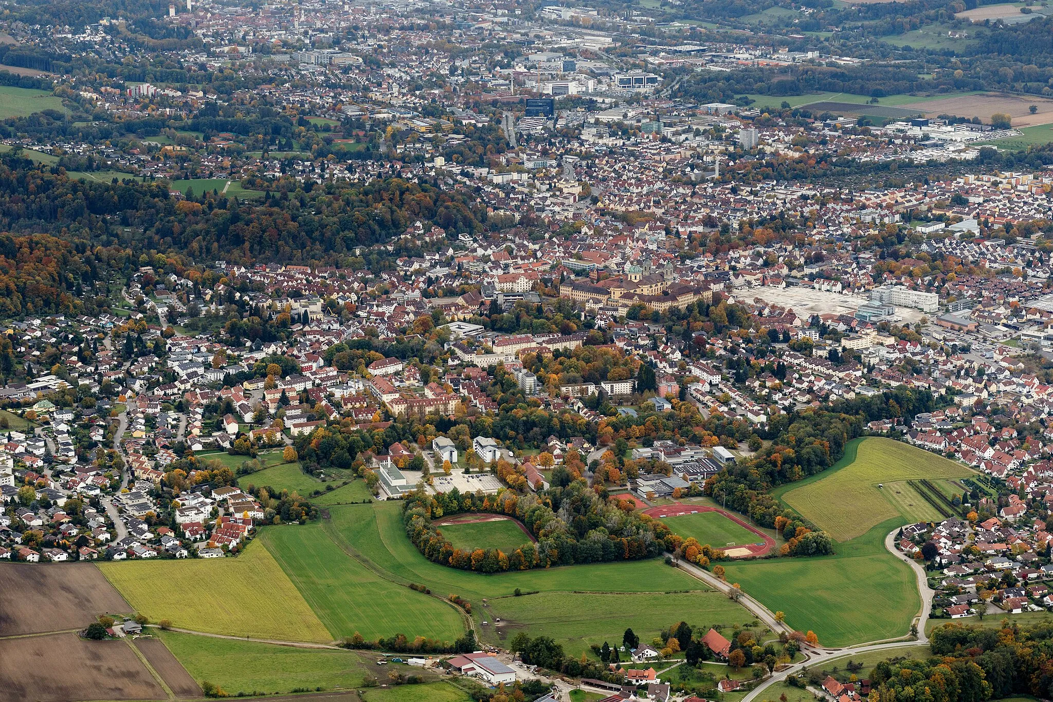 Photo showing: Aerial image of Weingarten, Ravensburg county, Baden-Wuerttemberg, Germany. Southerly direction of view, in the background the city of Ravensburg.