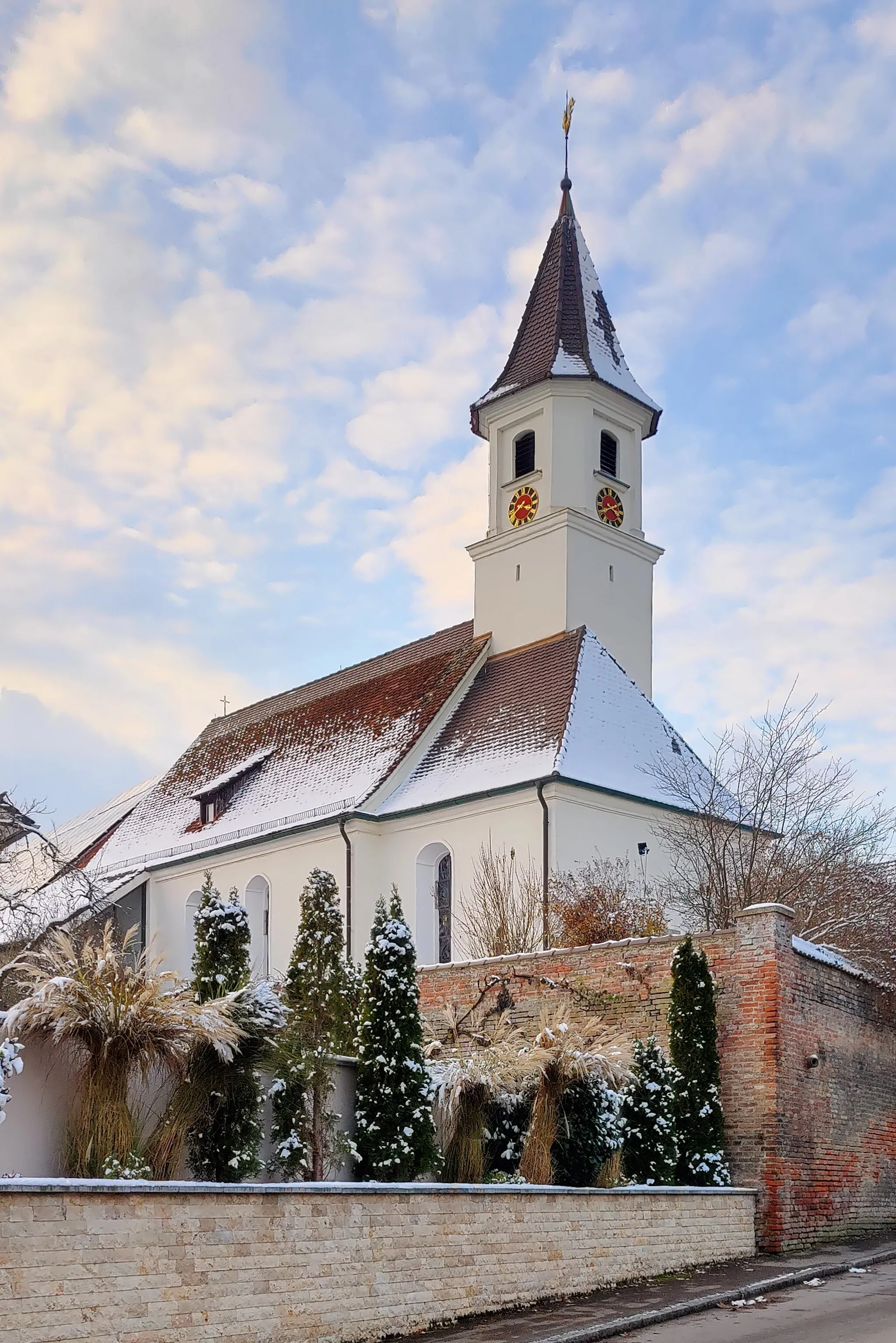 Photo showing: Evangelische Jakobuskirche Grimmelfingen, Stadt Ulm, Baden-Württemberg, Deutschland