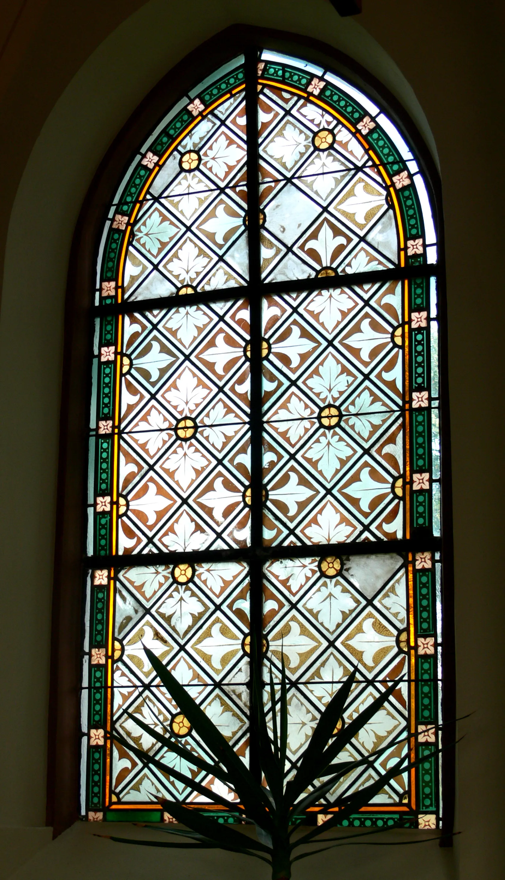 Photo showing: Kapelle St. Georg, Zollenreute, Stadt Aulendorf
Fenster im Altarraum