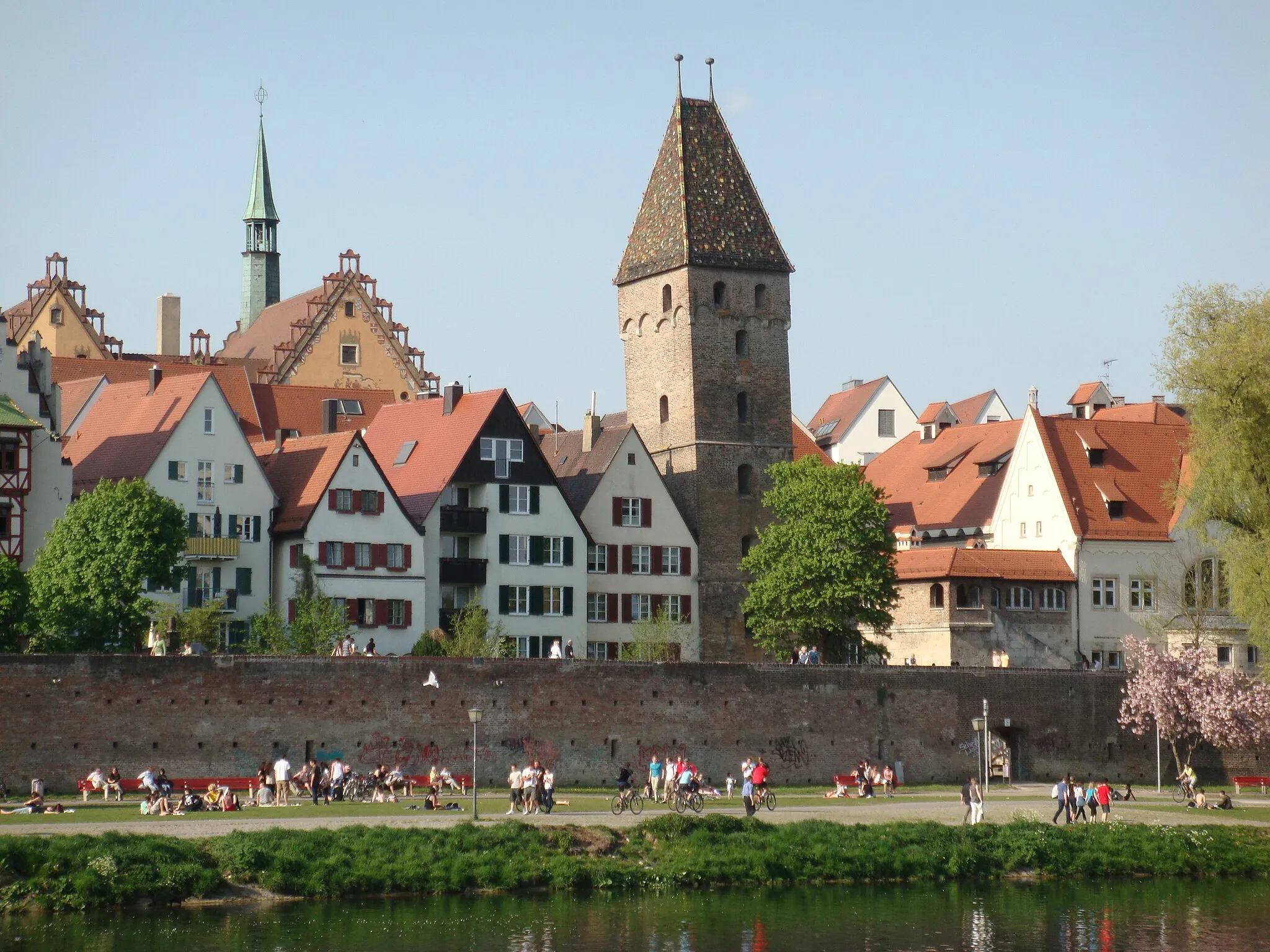 Photo showing: Metzgerturm April 2011