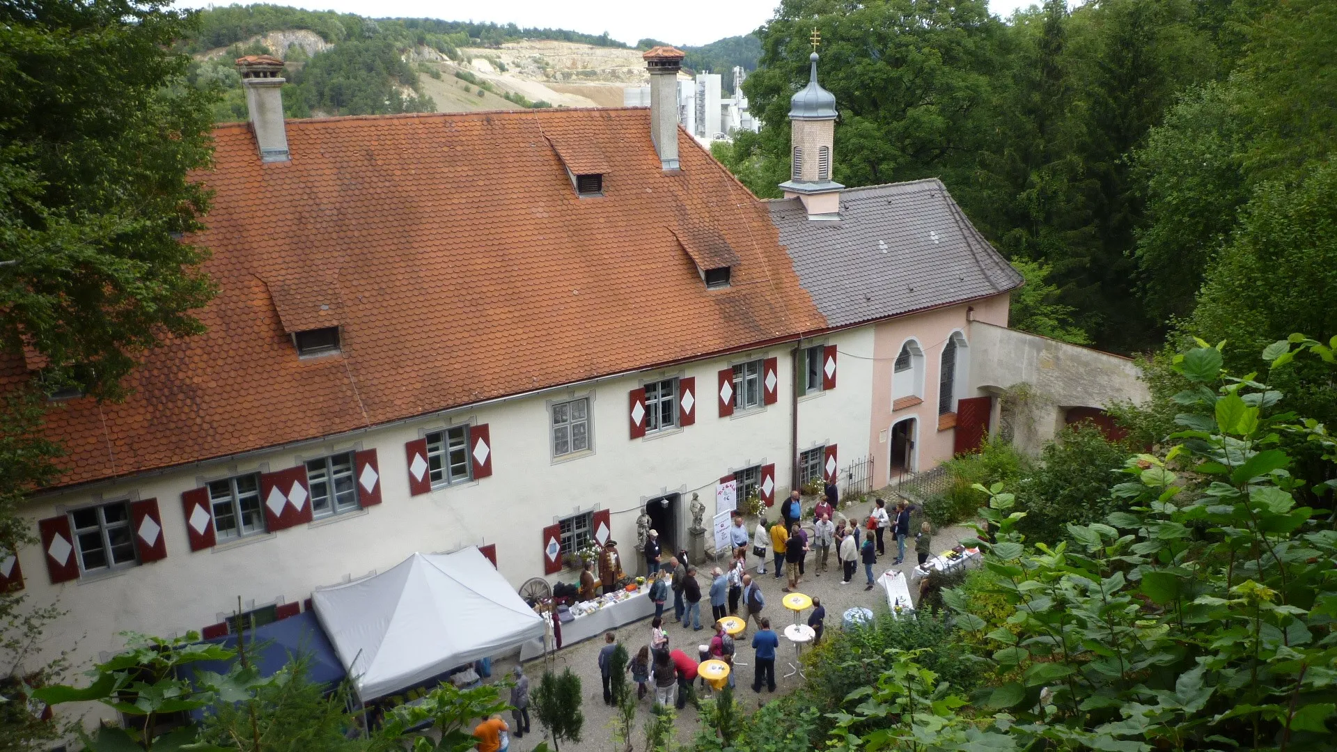 Photo showing: Blaustein - Schloss Klingenstein,Schlosshof