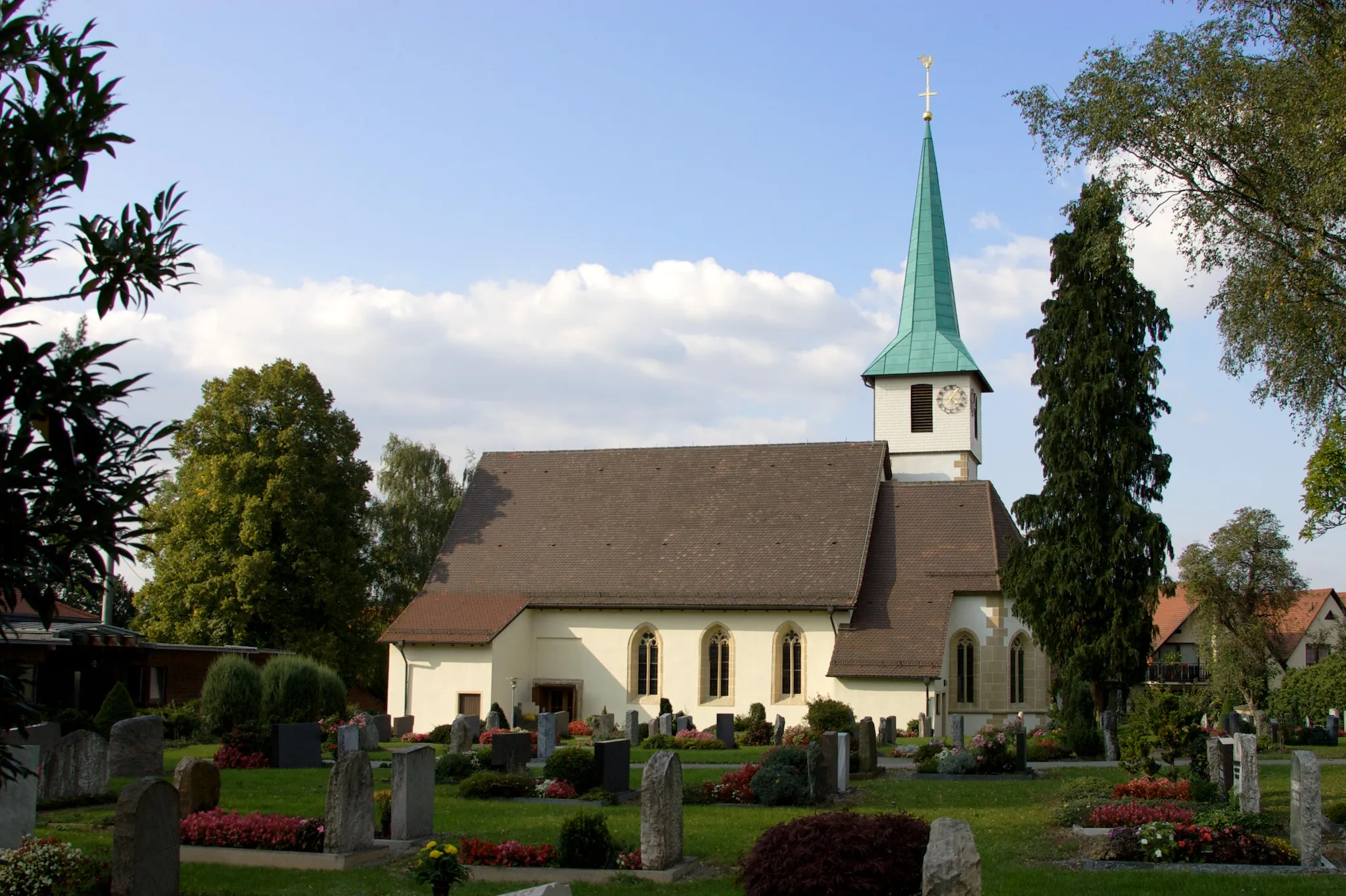 Photo showing: Kirchentellinsfurt church with cemetery.