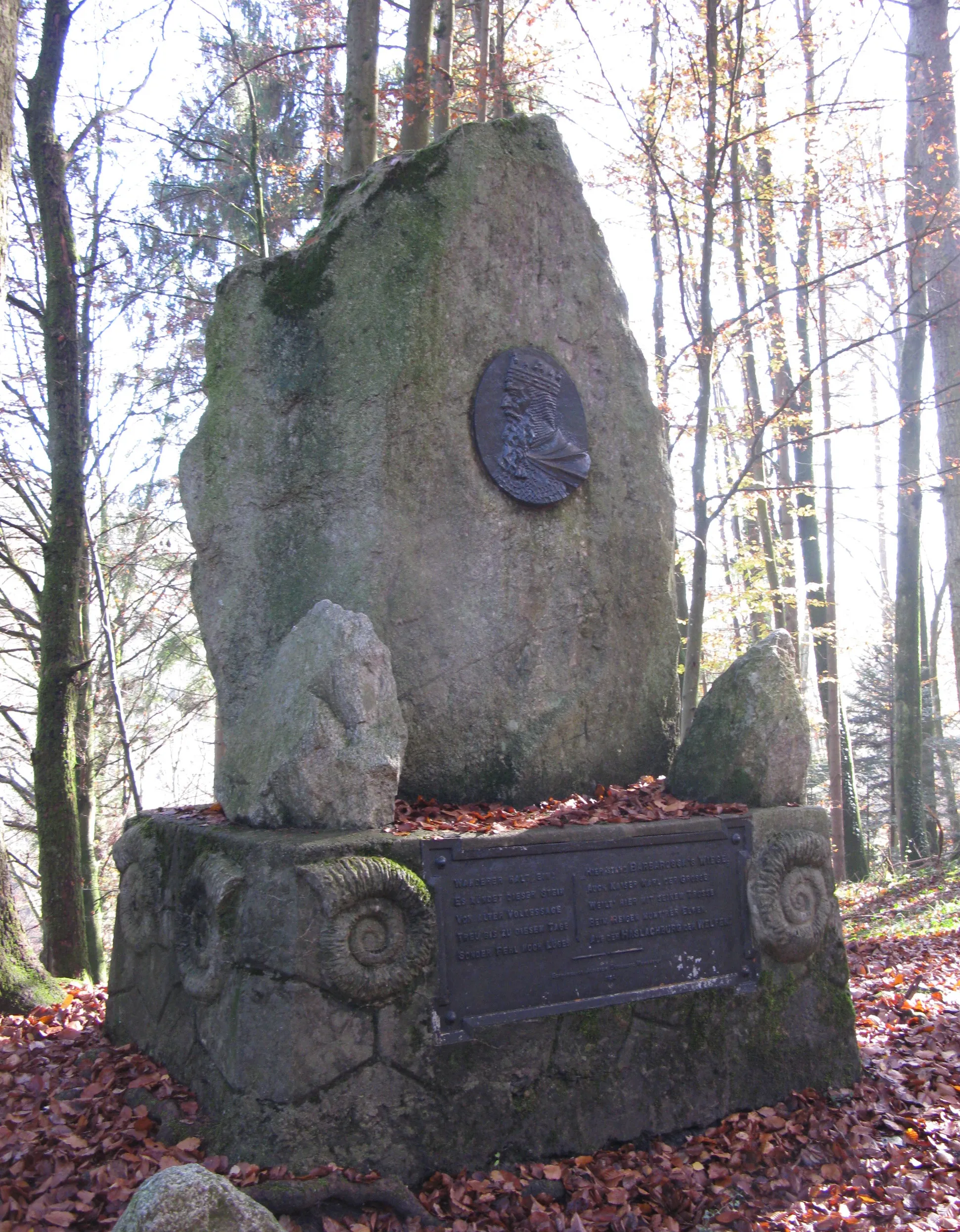 Photo showing: Barbarossastein bei Weingarten