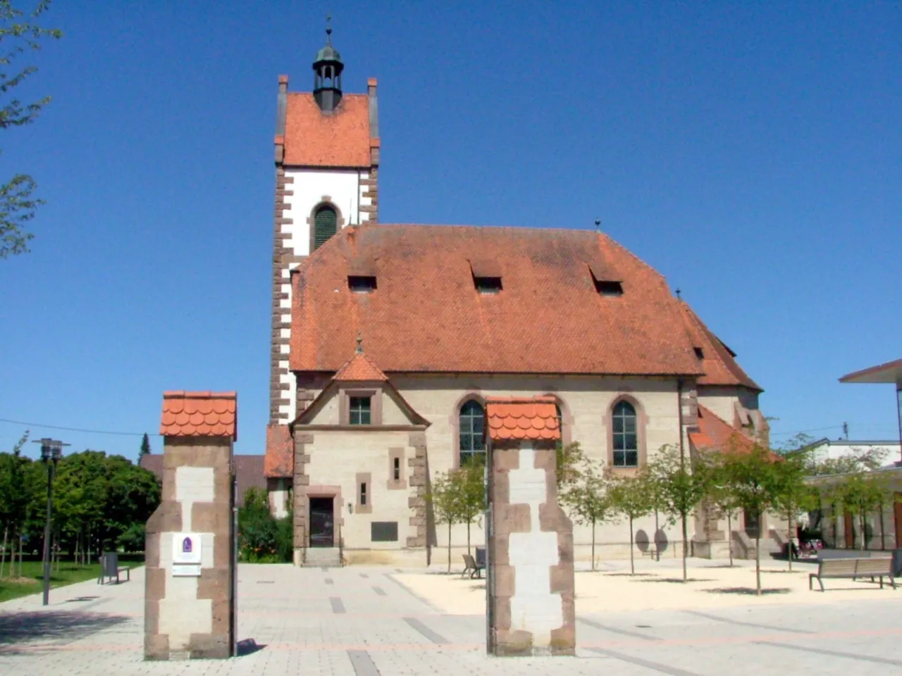 Photo showing: Auferstehungskirche erbaut 1909