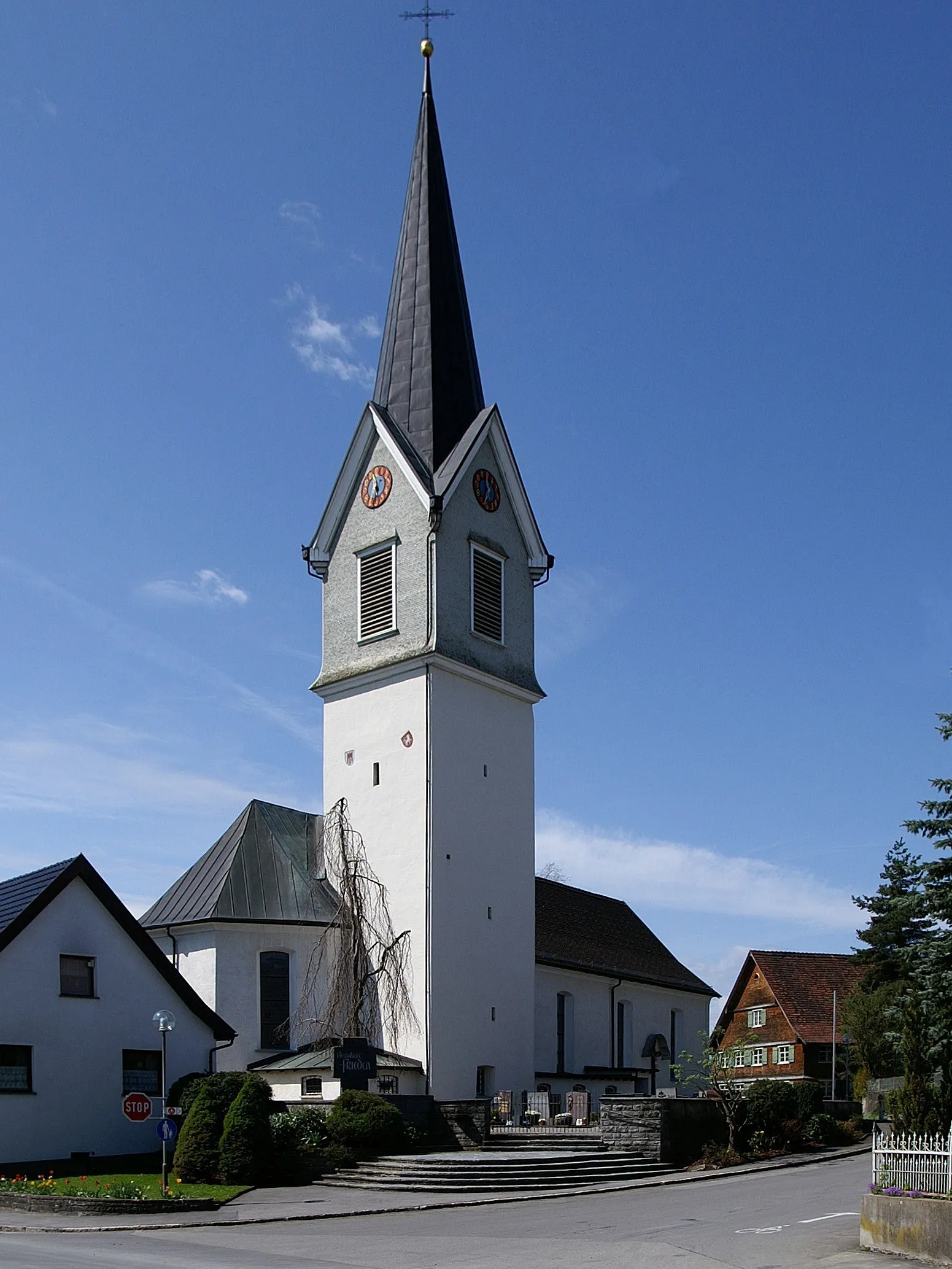 Photo showing: Pfarrkirche St. Georg von Hohenweiler in Vorarlberg.