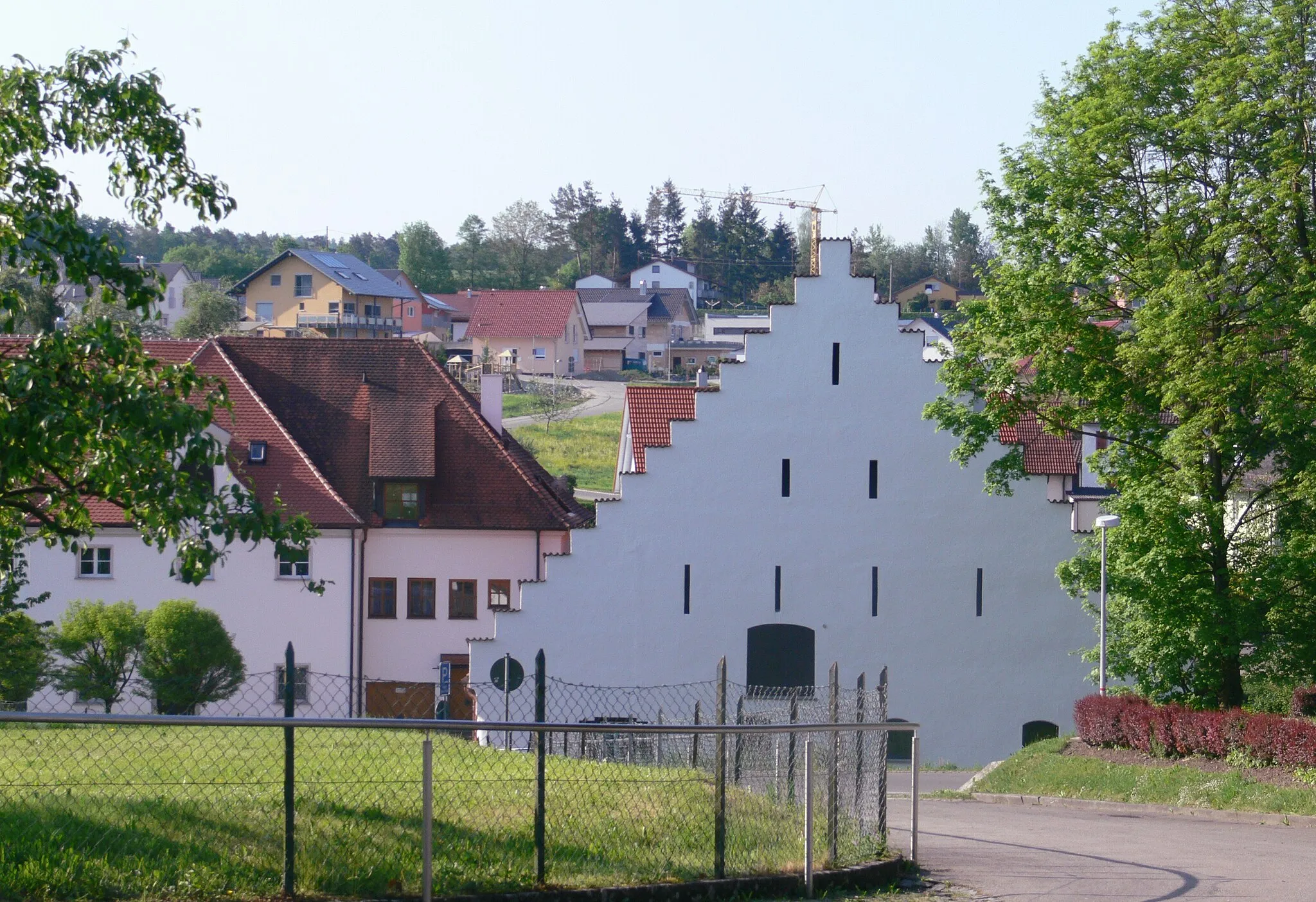 Photo showing: Ehemaliges Zisterzienserinnenkloster Baindt, Landkreis Ravensburg
Blick vom Klosterhof in Richtung des heutigen Gemeindezentrum Baindts