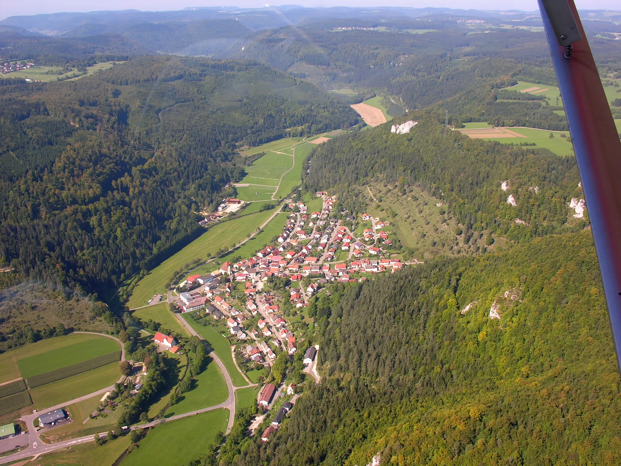 Photo showing: Germany, Baden-Württemberg,

Bärenthal, am Horizont der Plettenberg