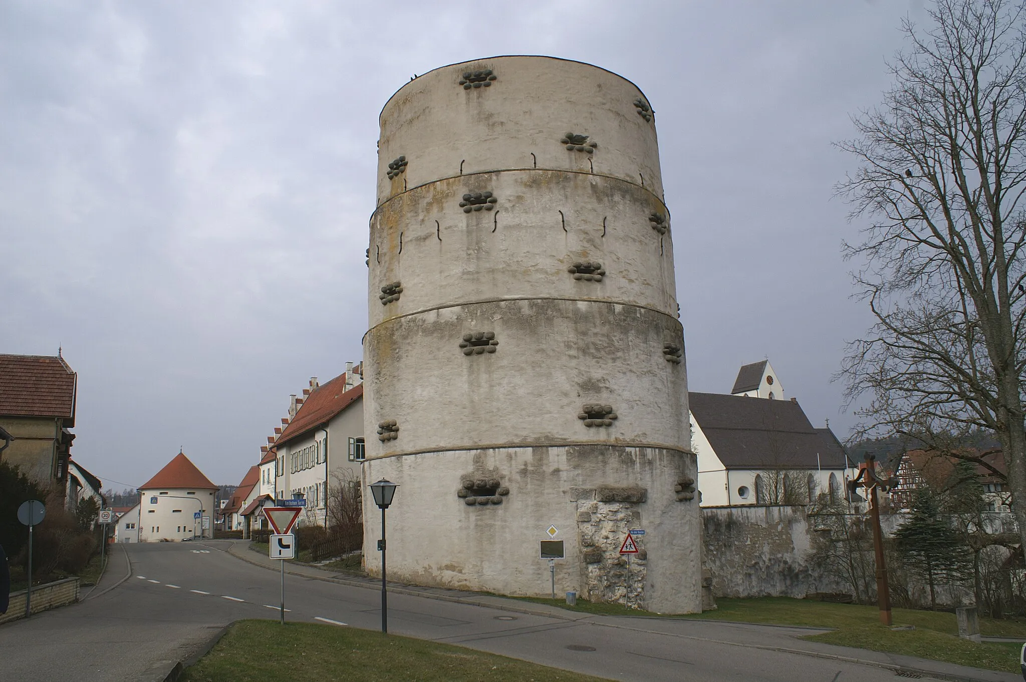 Photo showing: Der Hohe Turm war Teil der Stadtbefestigung von Trochtelfingen