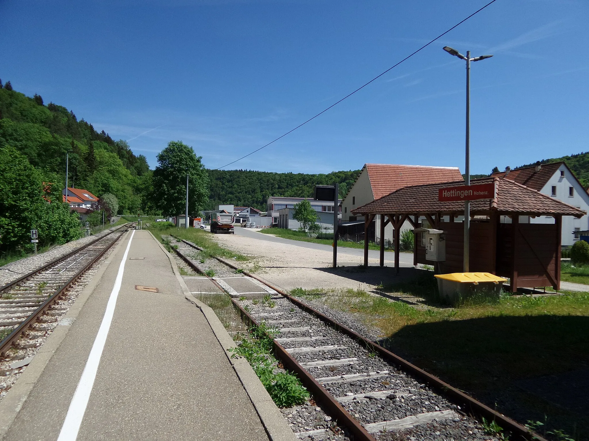 Photo showing: Bahnhof Hettingen (Hohenz)