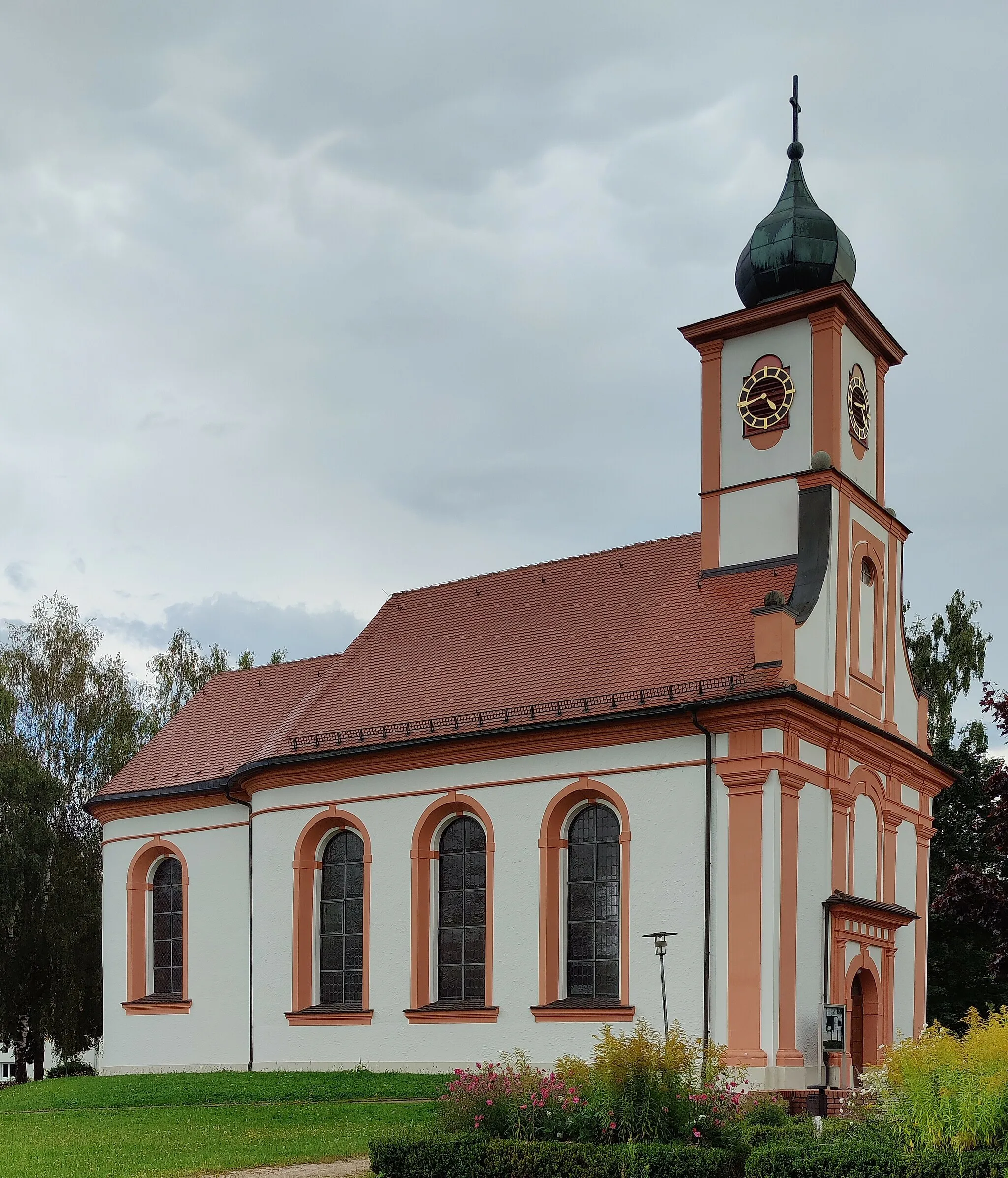 Photo showing: Katholische Pfarrkirche St. Nikolaus Bach, Stadt Erbach, Alb-Donau-Kreis, Baden-Württemberg, Deutschland
