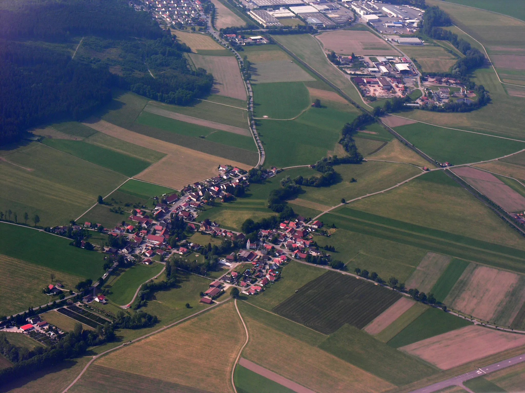 Photo showing: Germany, Baden-Württemberg,

Aerial view of Mailand and Niederhofen