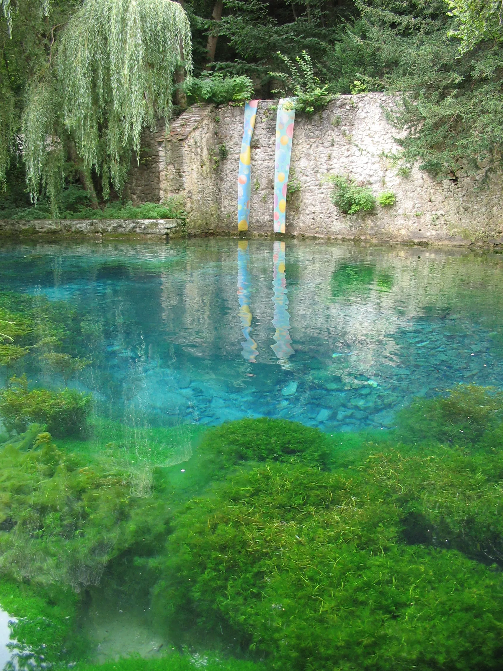 Photo showing: Karstquelle "Quelltopf des Urspring" im Kloster Urspring, Schelklingen.