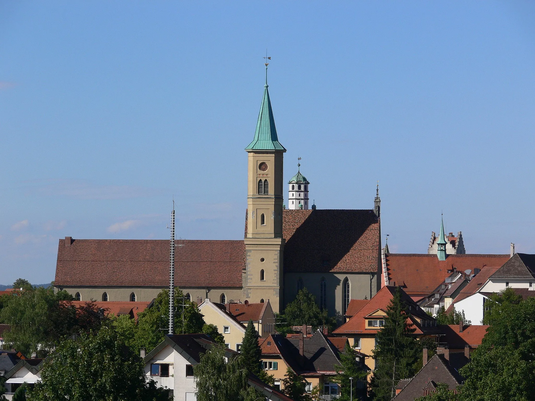 Photo showing: Ravensburg: Evangelische Stadtkirche, Blick von Süden (Federburgstraße, Höhe Urbanstraße)