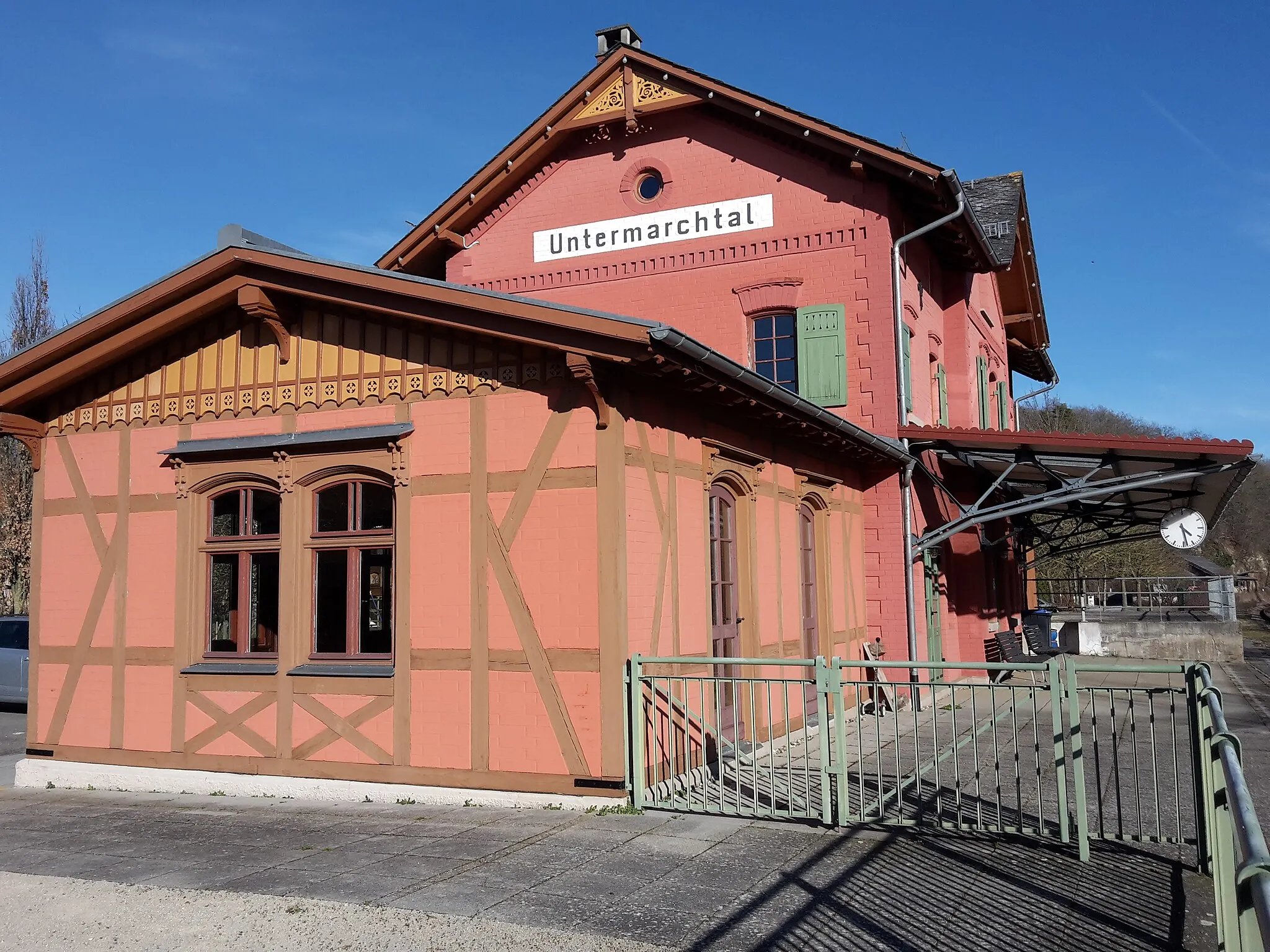 Photo showing: Untermarchtal train station