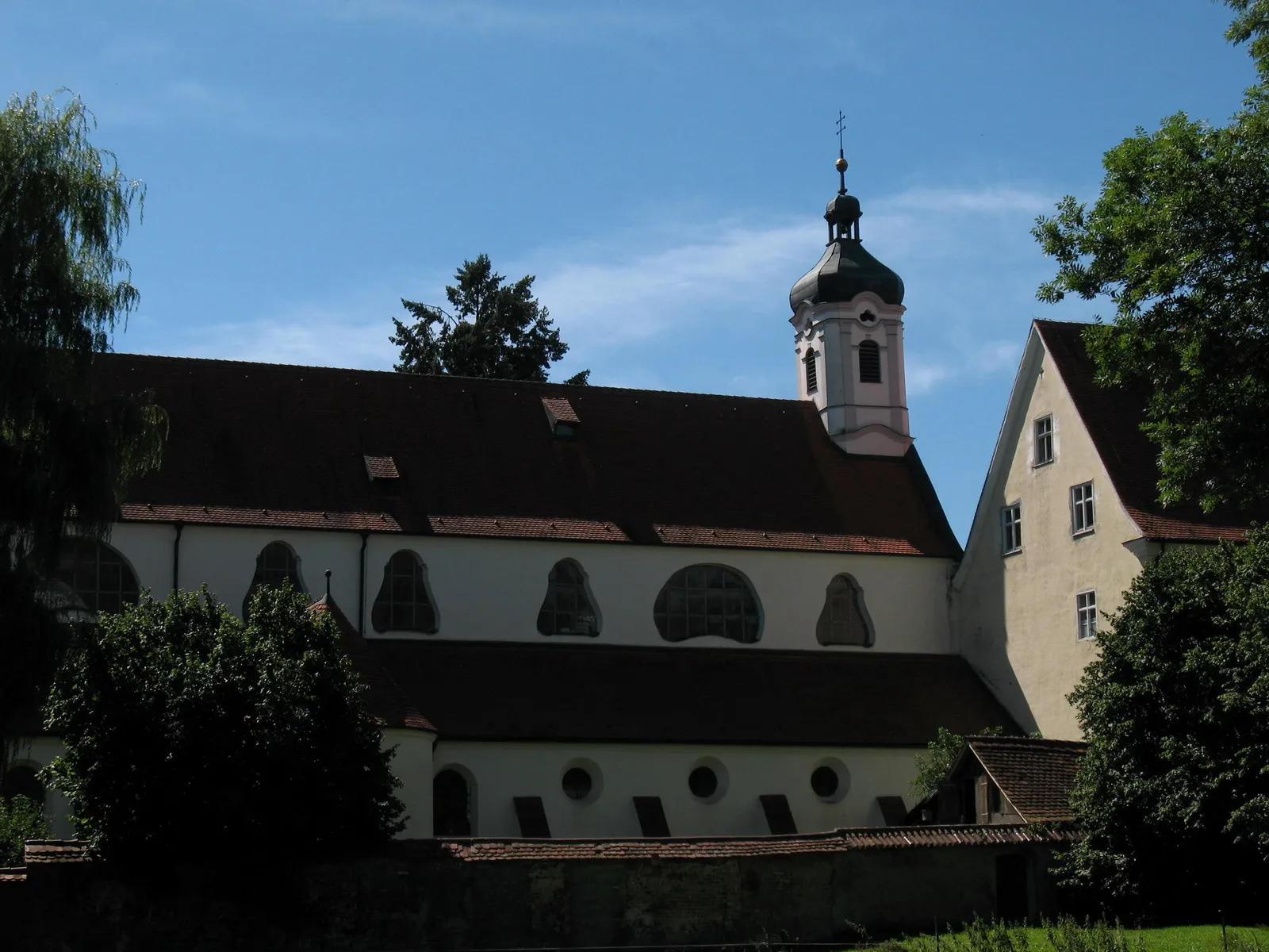 Photo showing: Das Kirchenschiff der ehemaligen Klosterkirche von Gutenzell