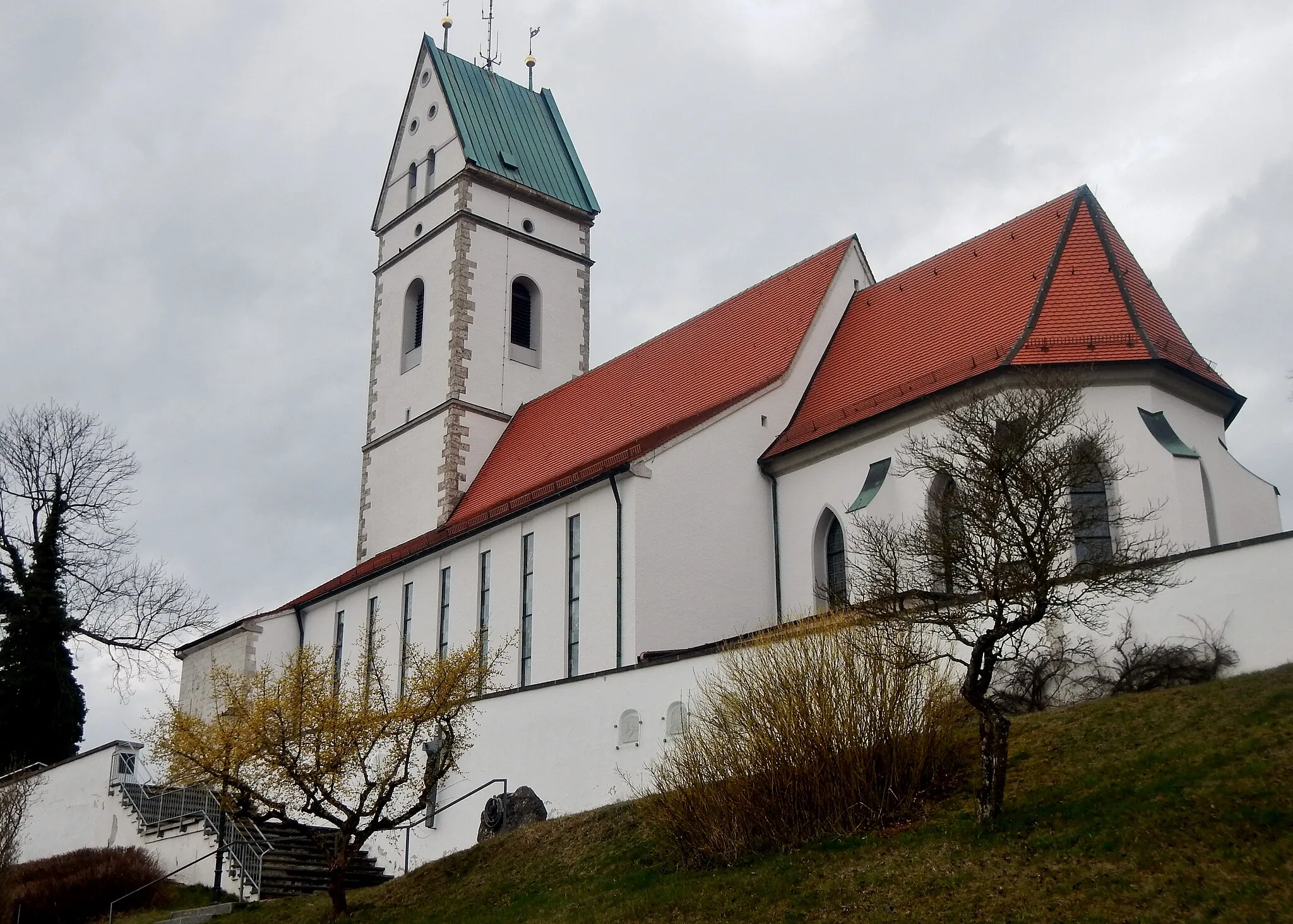 Photo showing: St. Johannes Baptist auf dem Bussen, auch Bussenkirche genannt