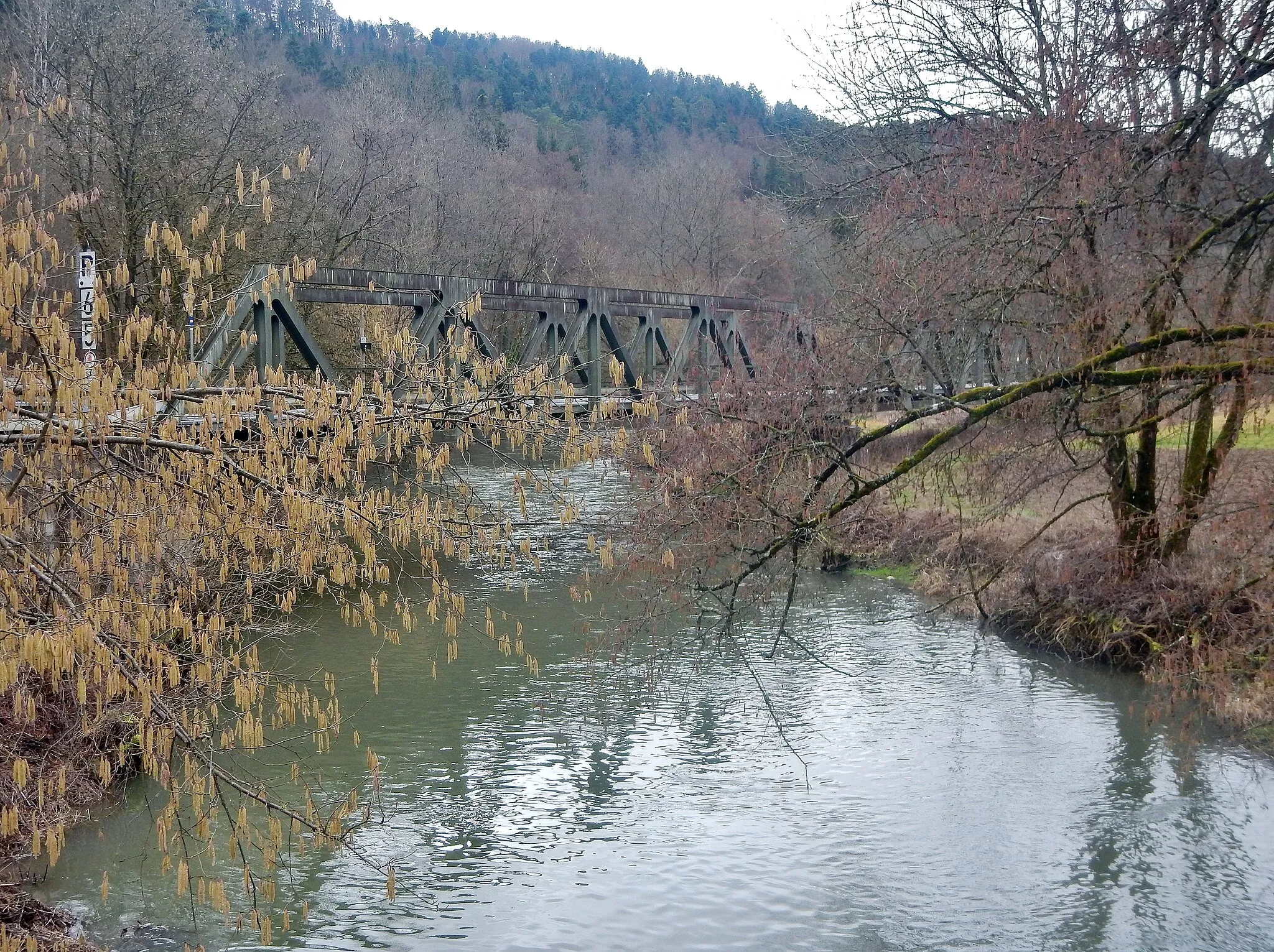 Photo showing: Beim 366 km langen Neckartalradweg: Eisenbahnbrücke über die Eyach