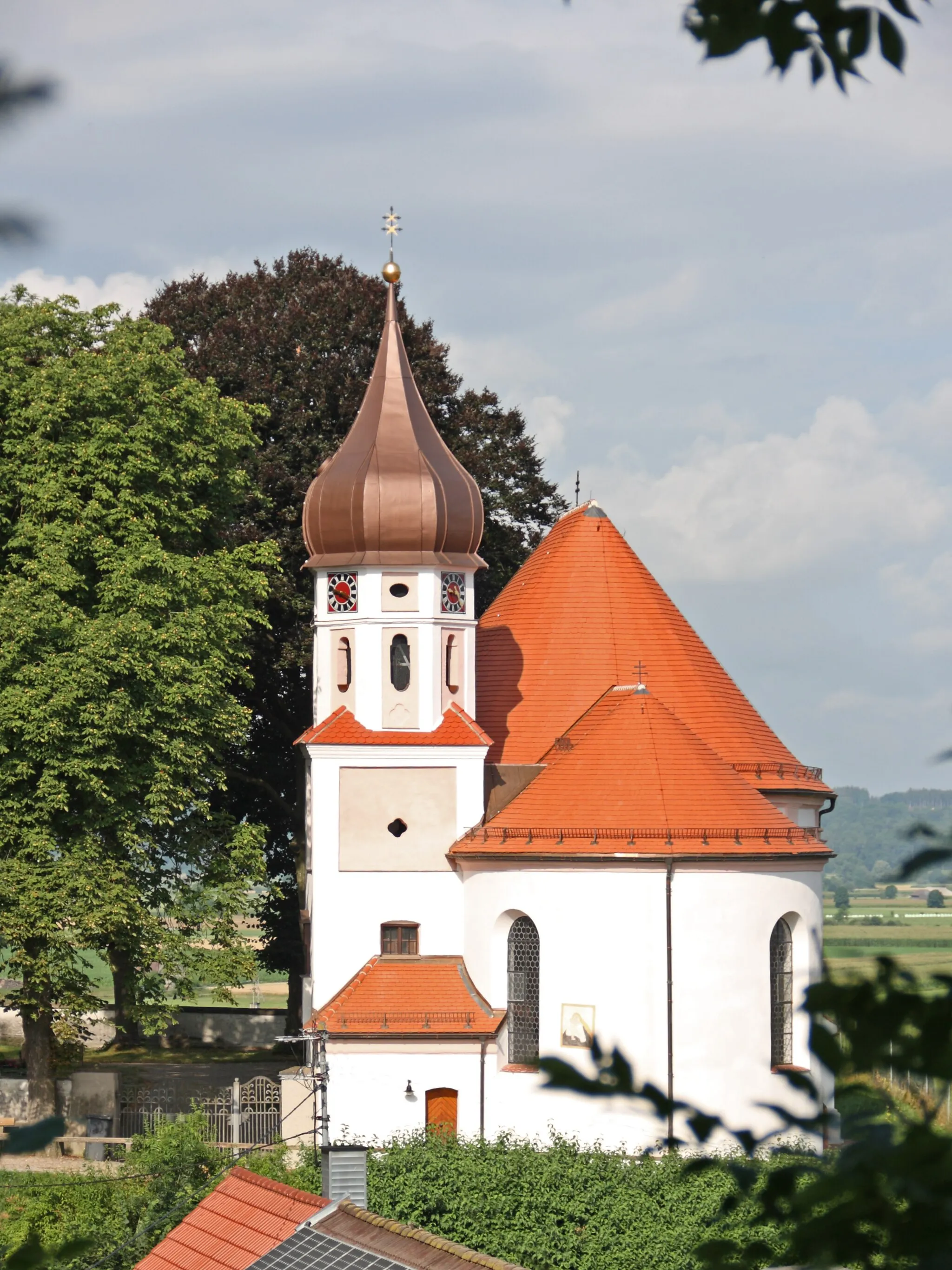 Photo showing: Ostansicht der Kirche