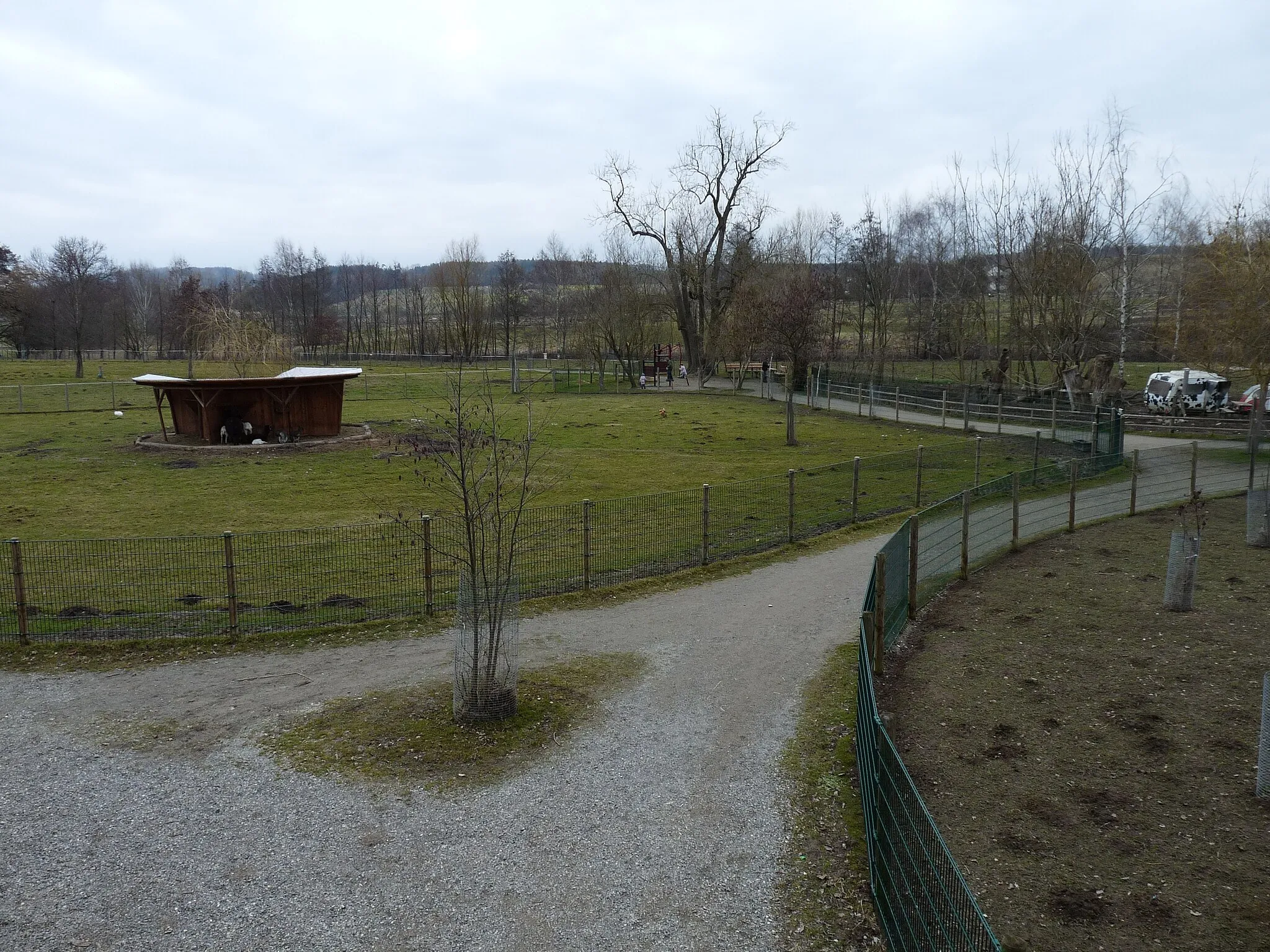 Photo showing: Area of German Zoo 'Reutemühle' near Überlingen, Lake Constance