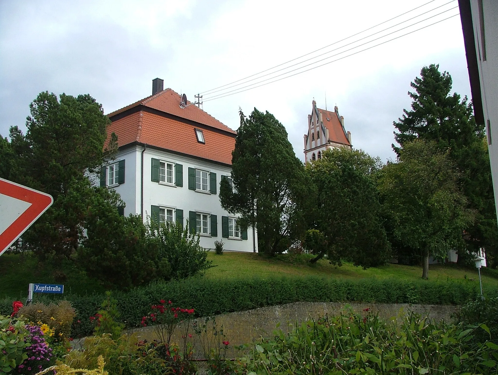 Photo showing: Burgrieden