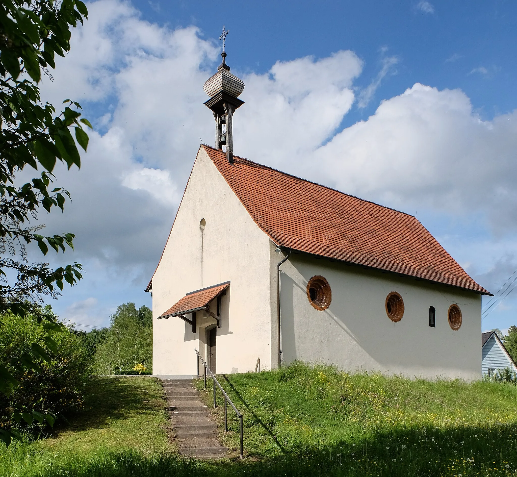 Photo showing: Chapel St Joseph and Mary, Heiligenberg-Echbeck, district Bodenseekreis, Baden-Württemberg, Germany