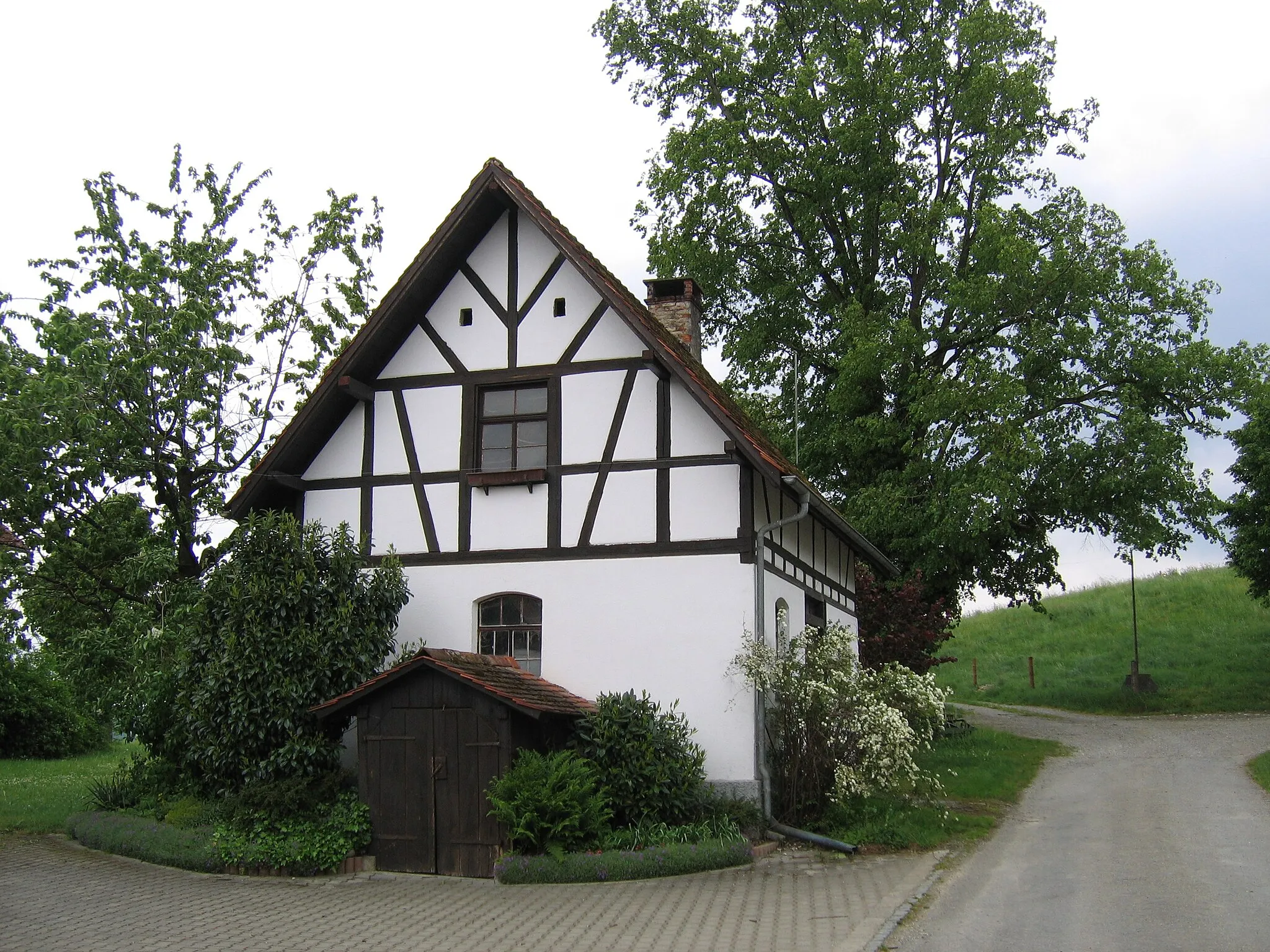 Photo showing: Germany - Baden-Württemberg - Bodenseekreis - Deggenhausertal - Untersiggingen - Hagenbuch: 'Auenhof'