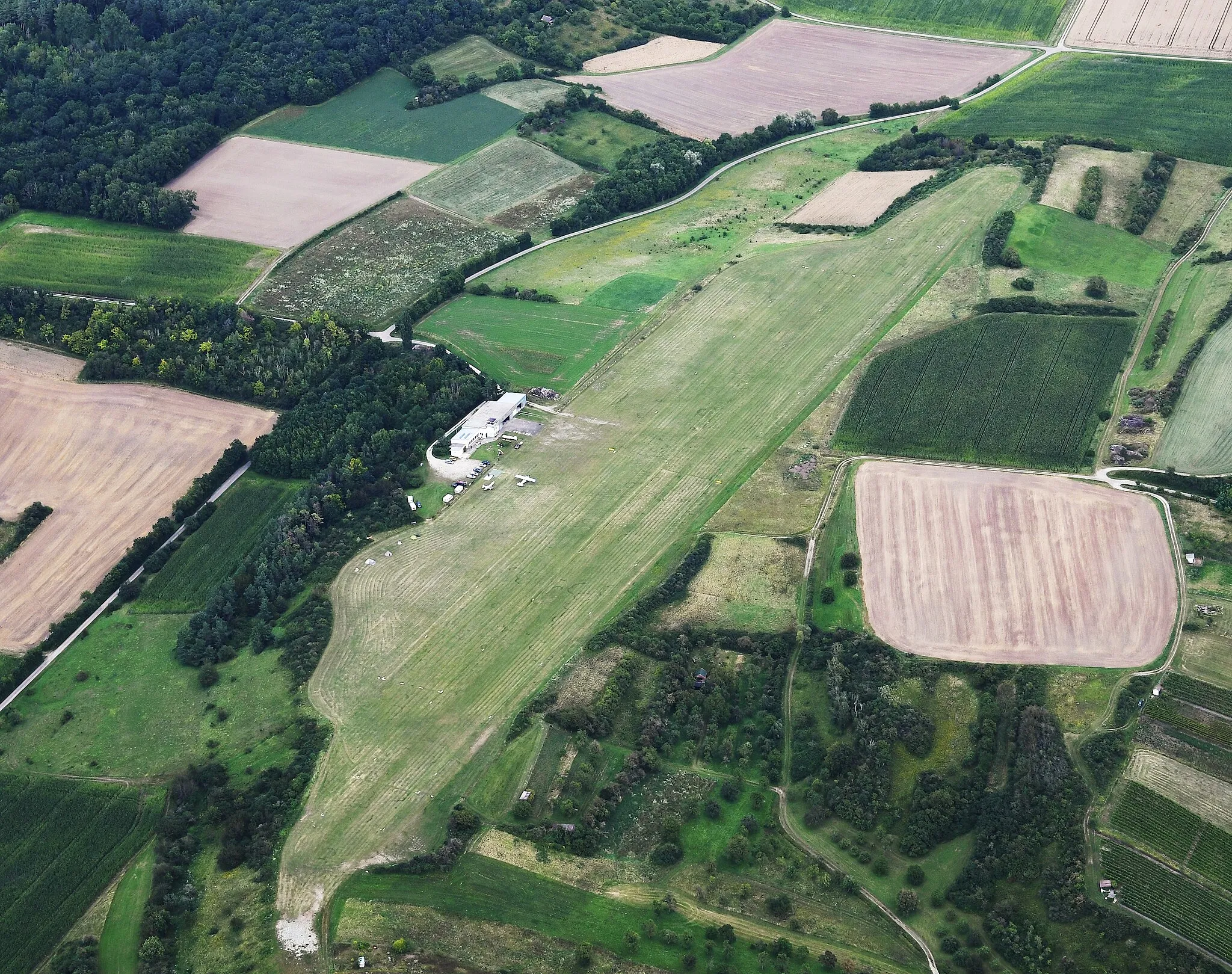 Photo showing: Aerial image of the Bad Windsheim airfield