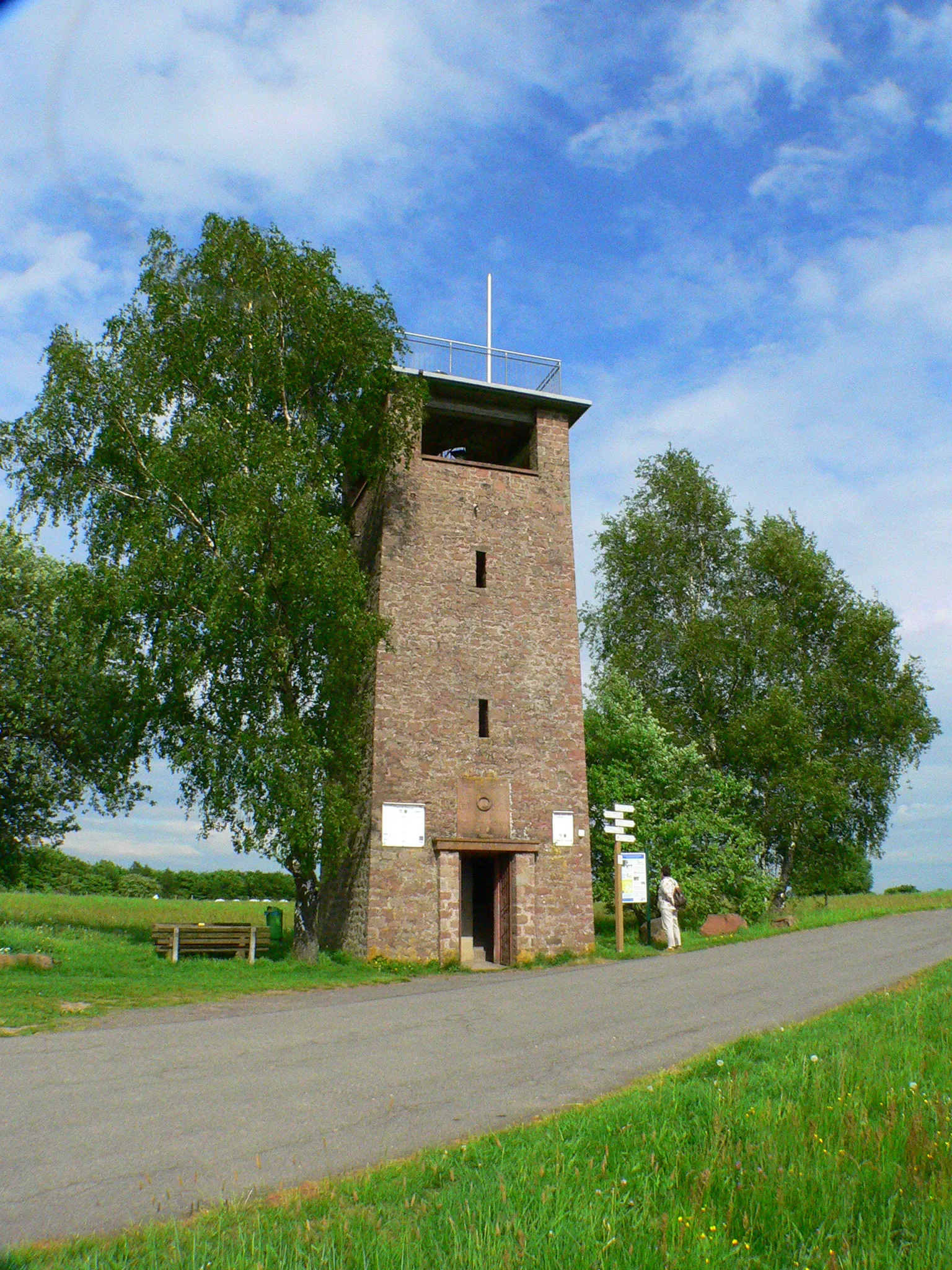 Photo showing: Keller-Turm auf der Geishöhe (Oberwintersbach),Spessart