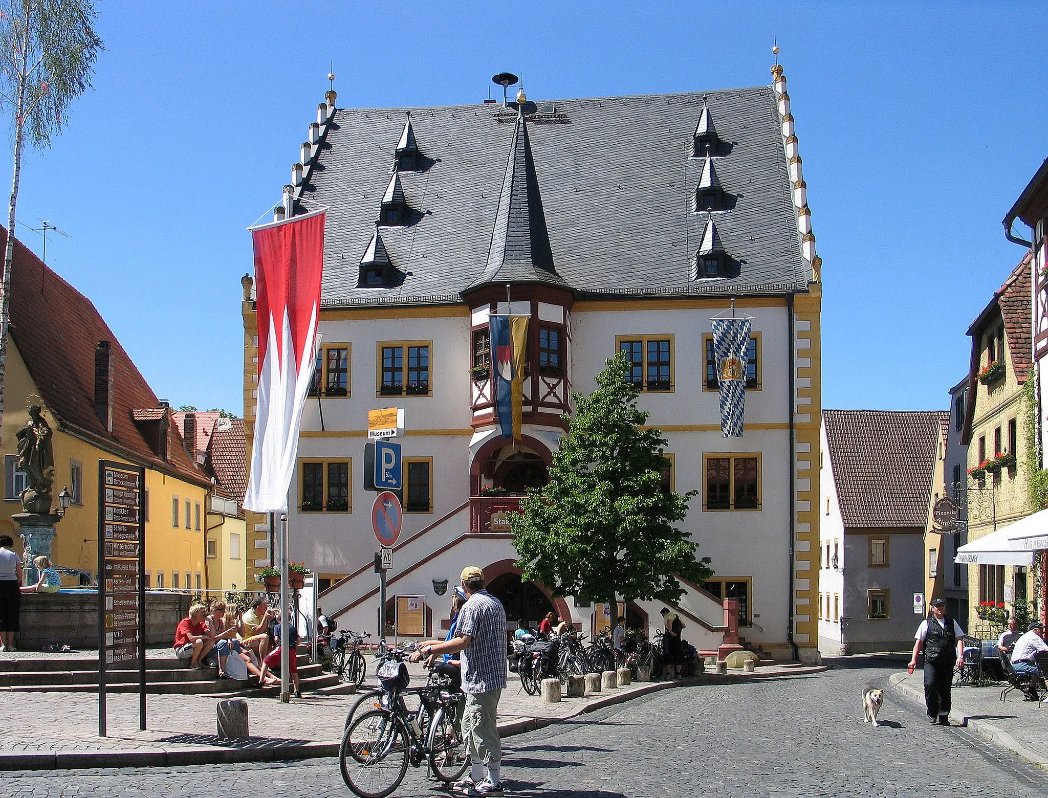 Photo showing: Volkach, Rathaus