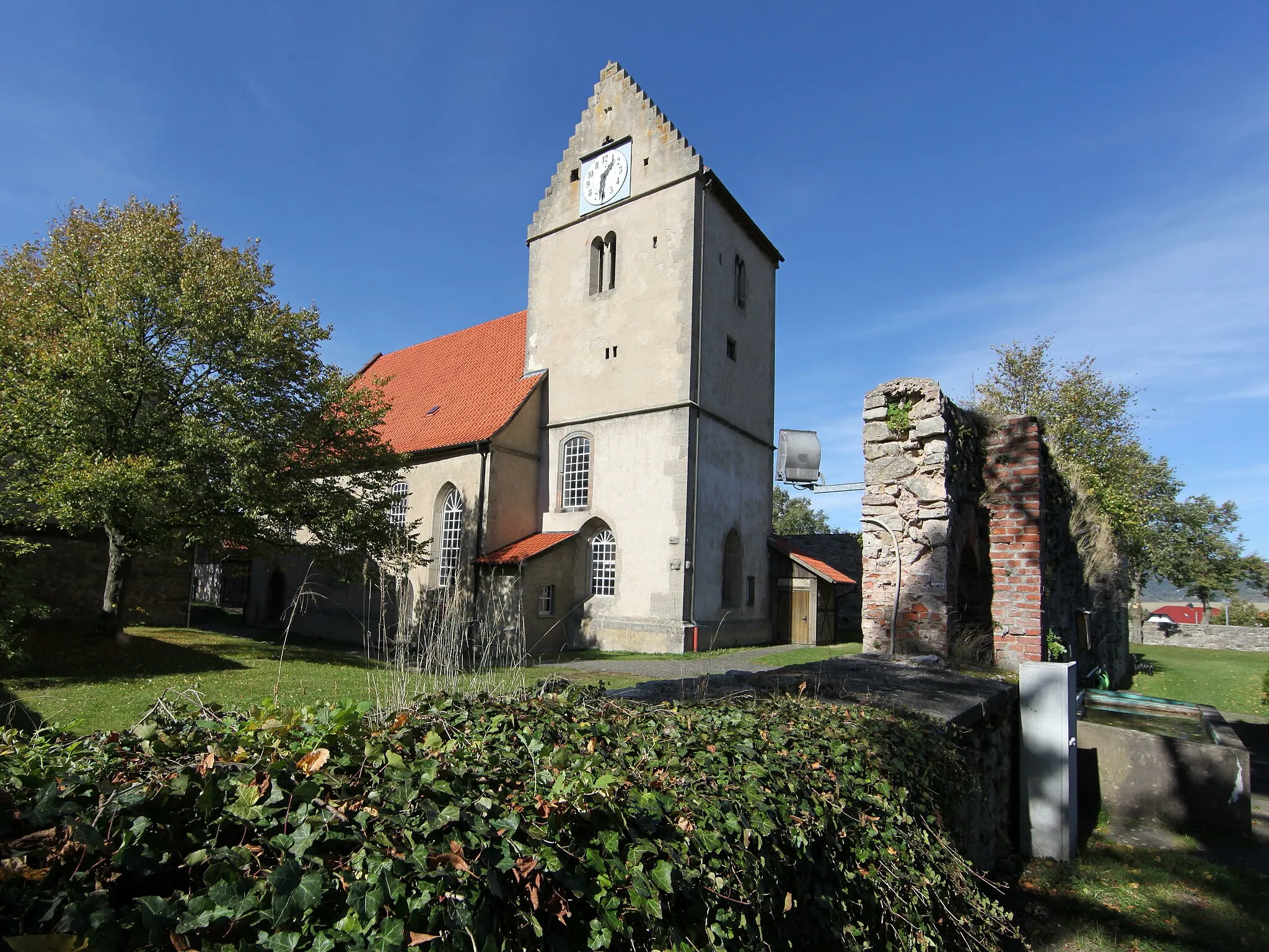 Photo showing: Wehrkirche " Sankt Albanus" zu Kaltensundheim