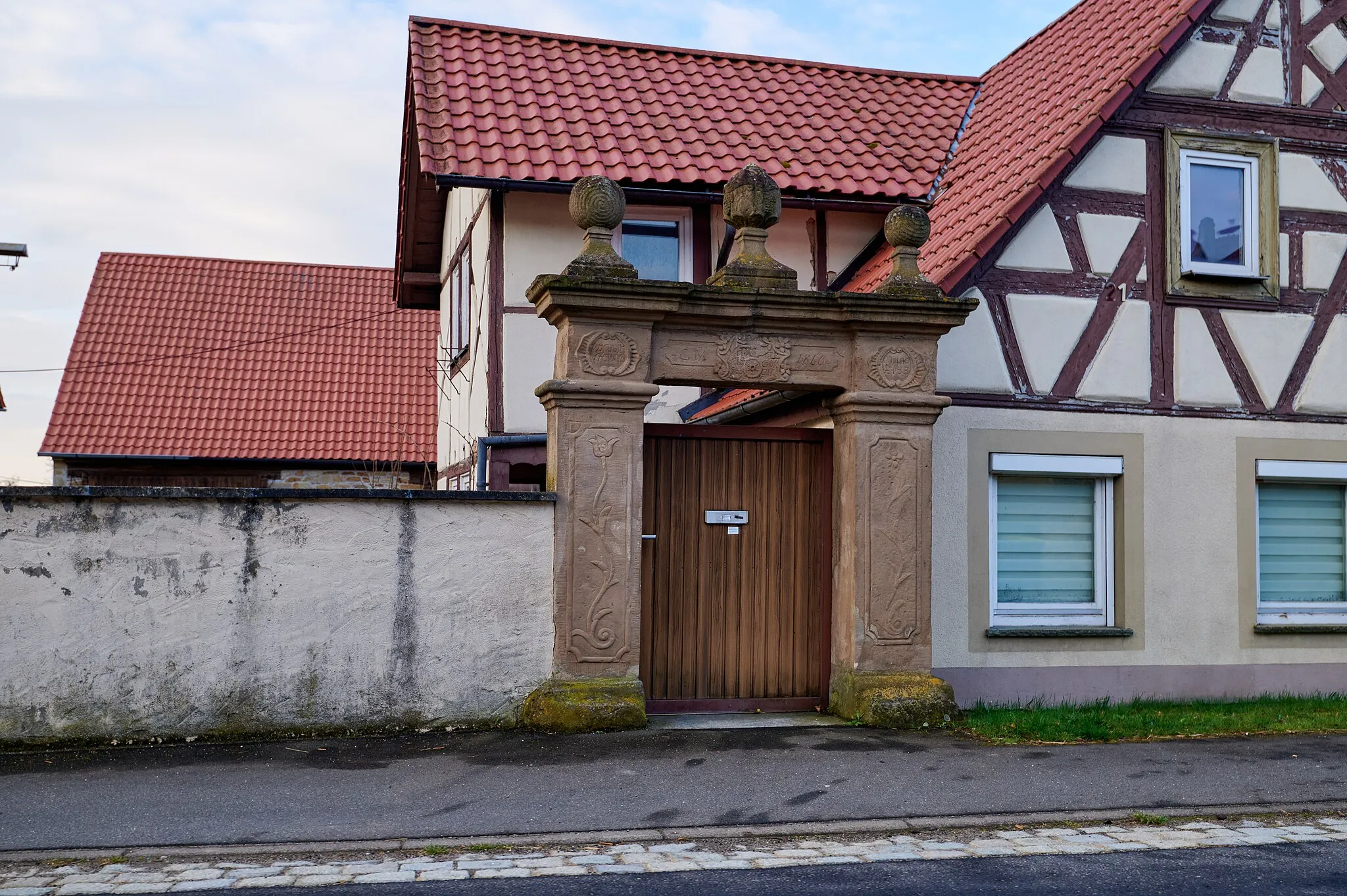 Photo showing: Oberschwarzach: Wiebelsberg, Dorfstraße 21