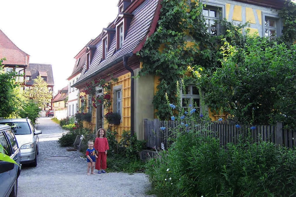 Photo showing: verträumte Ecke in Walsdorf

fotografiert von L. Parisek