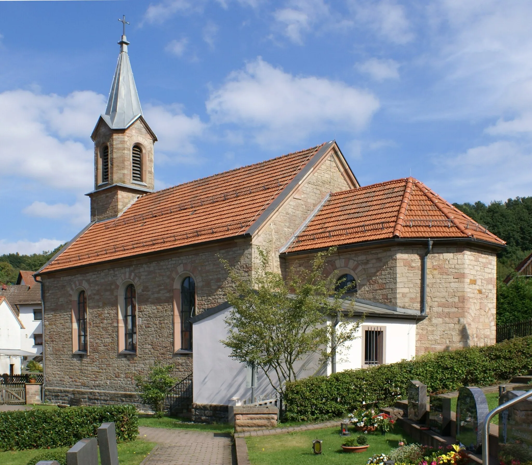 Photo showing: The church named Herz Jesu Kirche in Jakobsthal a village that belongs to the community Heigenbrücken