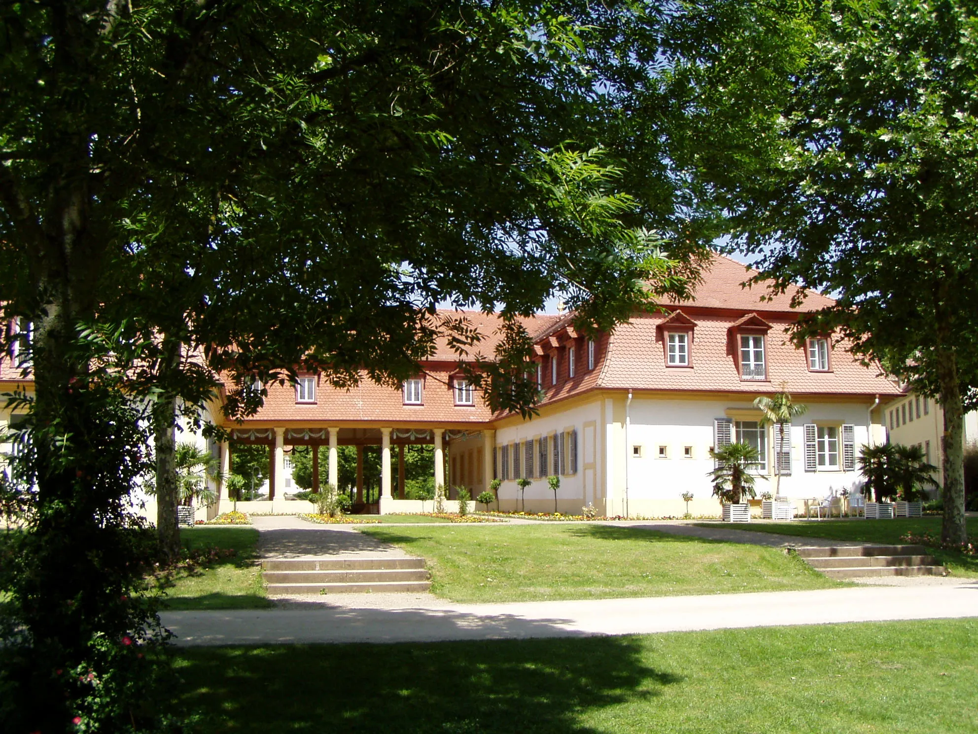 Photo showing: Brunnenhalle in Bad Bocklet (Rückansicht)