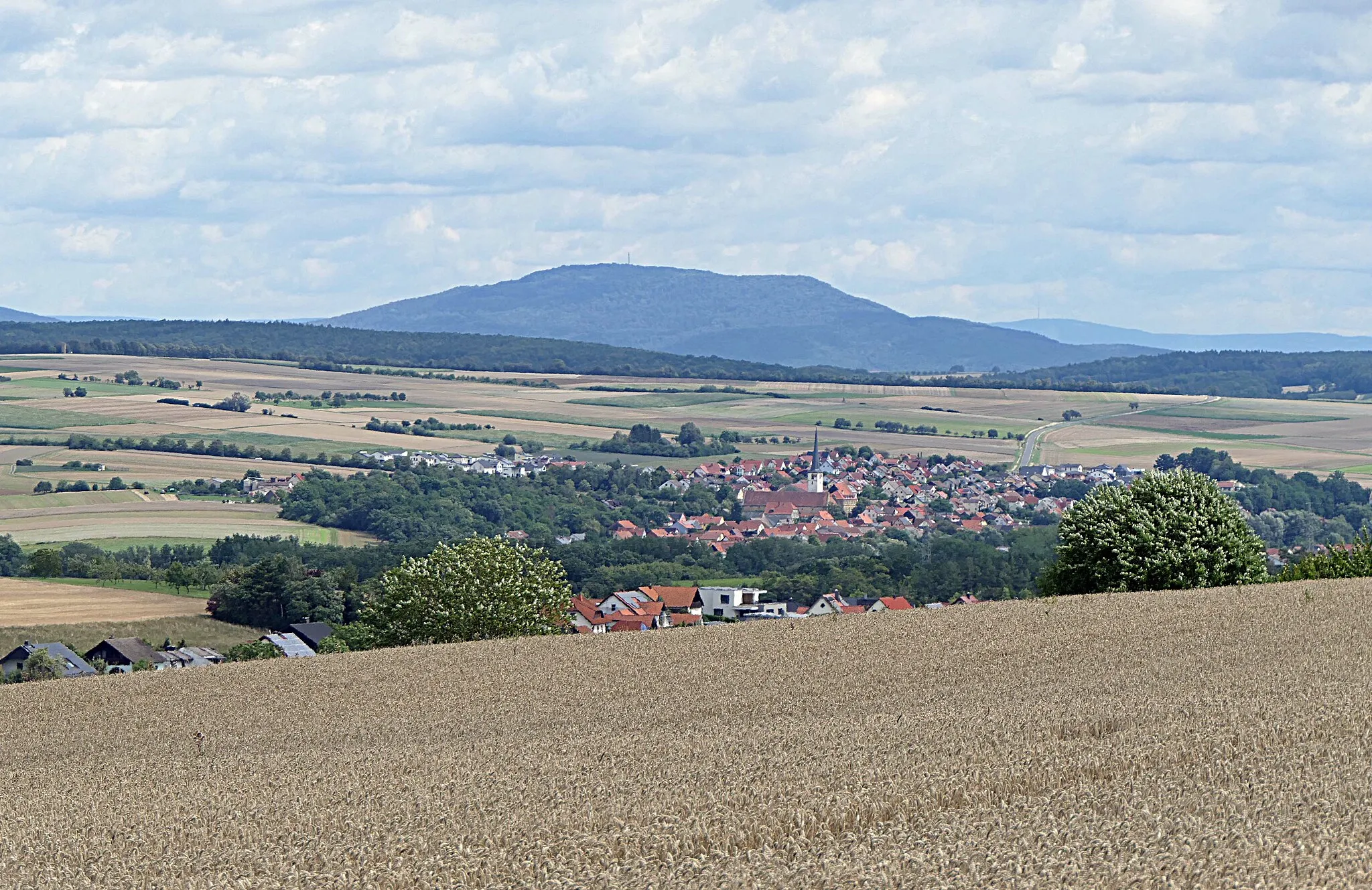 Photo showing: Wülfershausen an der Saale von Westen